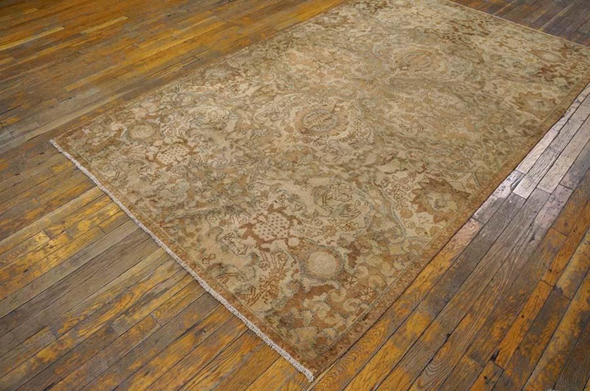 Wool Early 20th Century Indian Agra Carpet ( 4'9