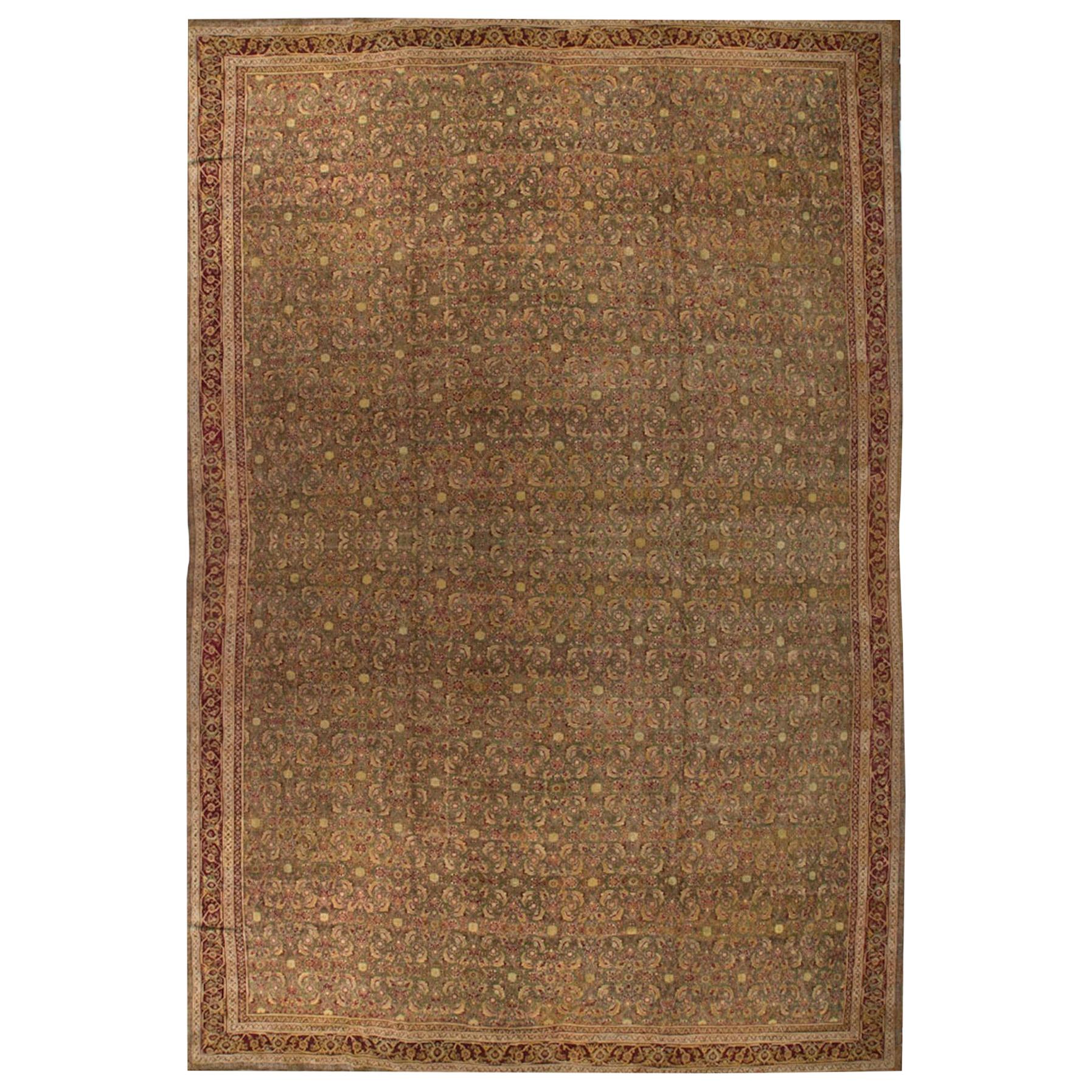 Tapis indien Agra ancien surdimensionné, vers 1900 38,1 cm x 74,9 cm. en vente