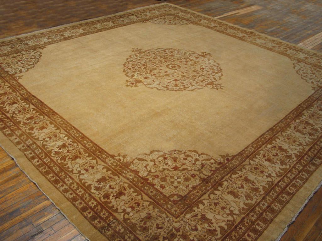Early 20th Century N. Indian Agra Carpet ( 14'8