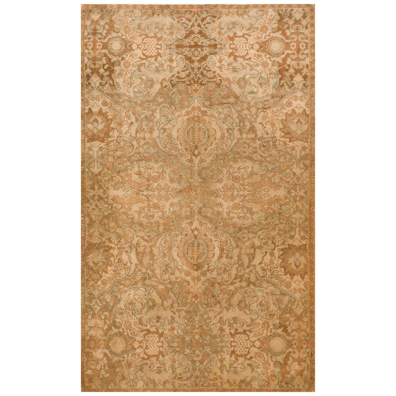 Early 20th Century Indian Agra Carpet ( 4'9" x 7'10" - 145 x 240 ) For Sale