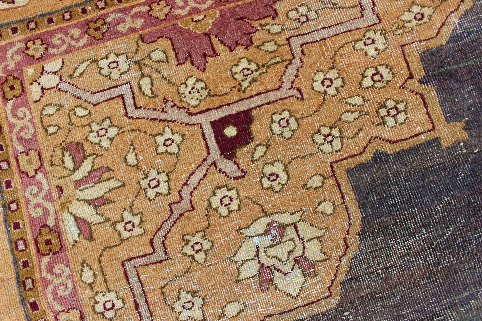 Ancien tapis indien d'Agra Champ bleu enivrant et médaillon en forme de joyau de la couronne en vente 5