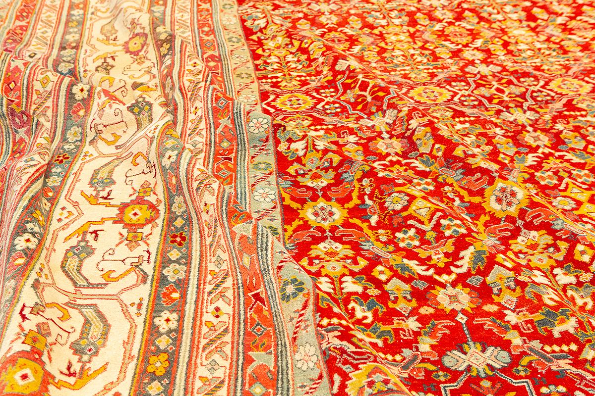 Antiker indischer Agra-Teppich mit rotem Feld im Angebot 2
