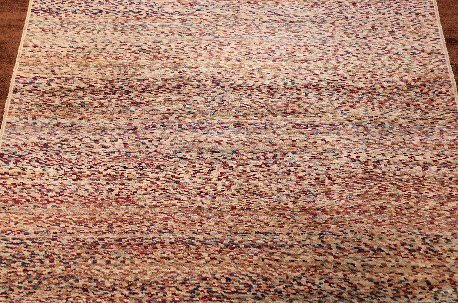 Antiker indischer Agra-Teppich. Größe: 4 ft x 5 ft 8 in im Zustand „Hervorragend“ im Angebot in New York, NY