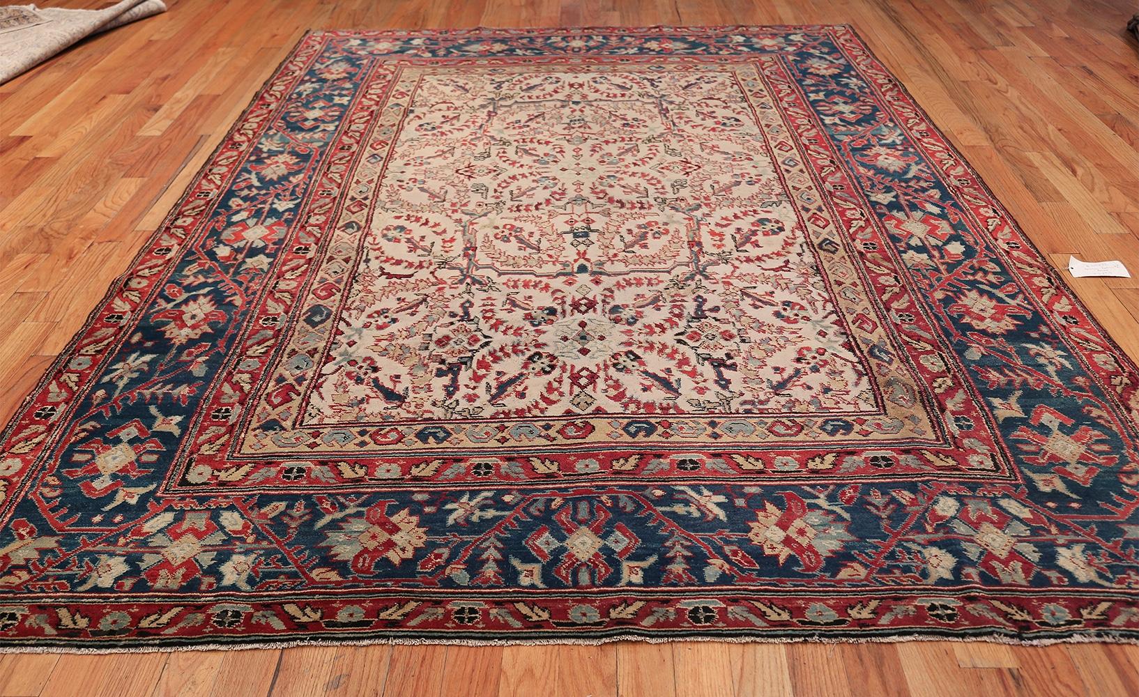 Antique Indian Agra Rug. Size: 7 ft 5 in x 9 ft 9 in For Sale 5