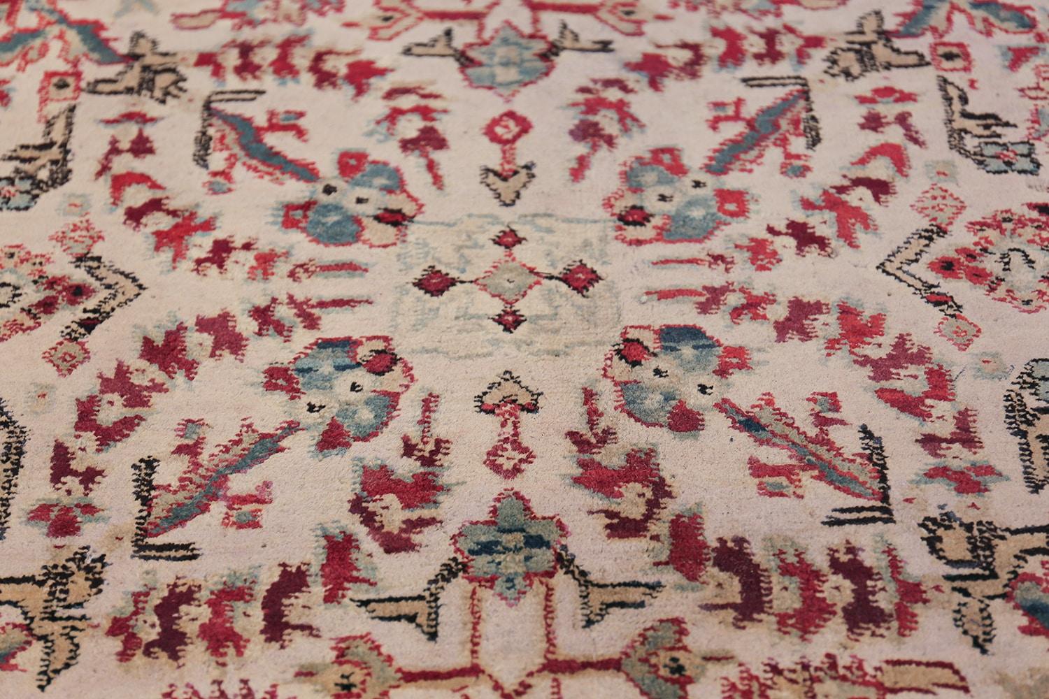 Antique Indian Agra rug, India, 1900. Size: 7 ft 5 in x 9 ft 9 in (2.26 m x 2.97 m). 
