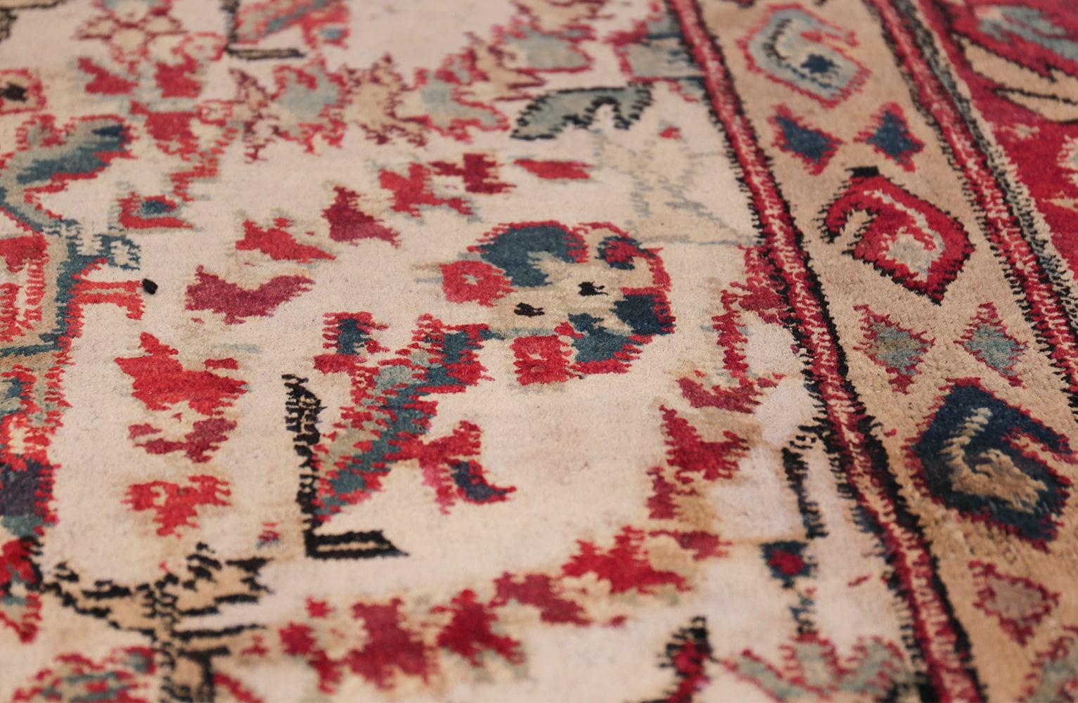 Antique Indian Agra Rug. Size: 7 ft 5 in x 9 ft 9 in For Sale 3