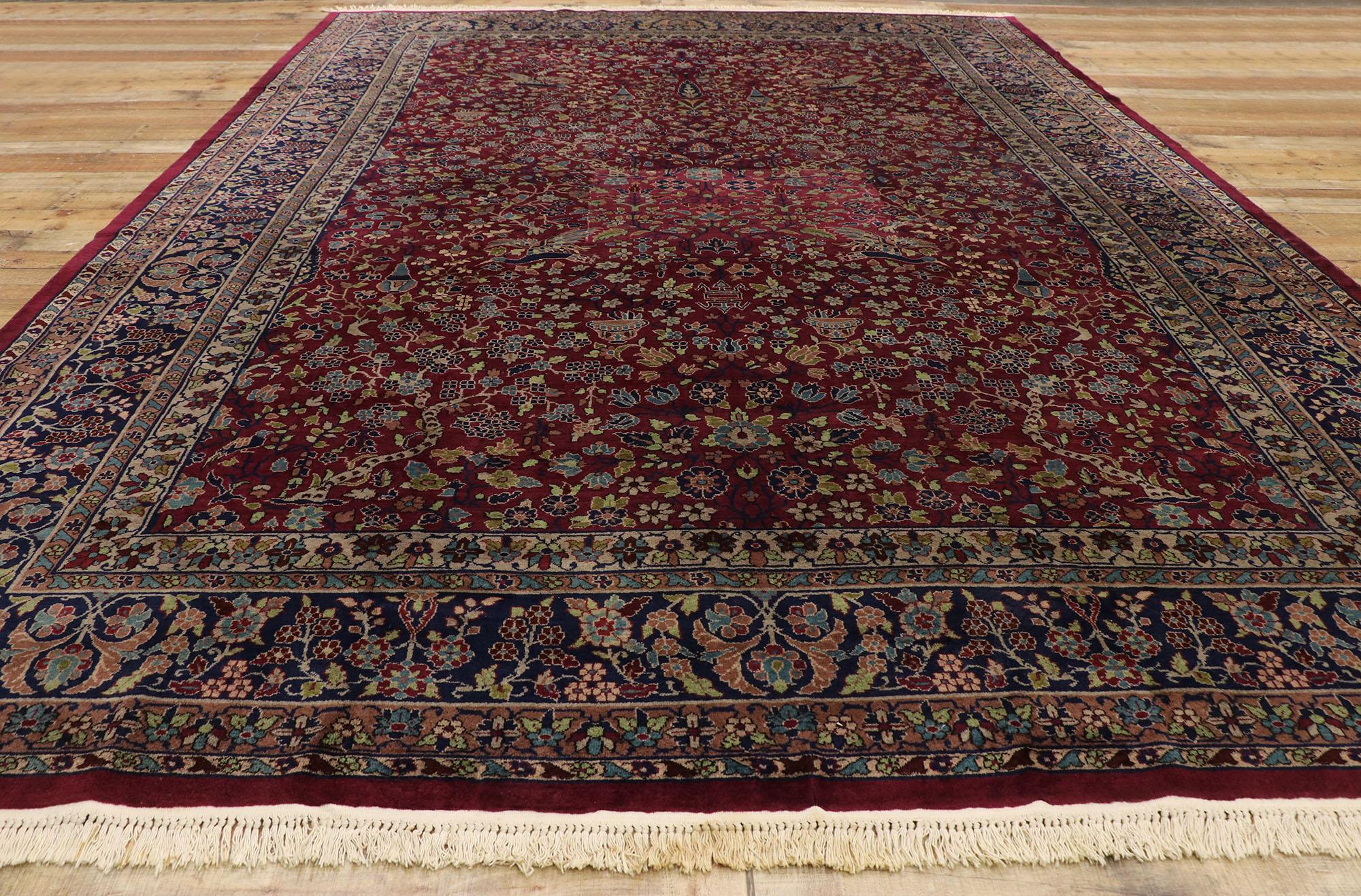Antiker indischer Agra-Teppich im viktorianischen Renaissance-Stil im Angebot 1