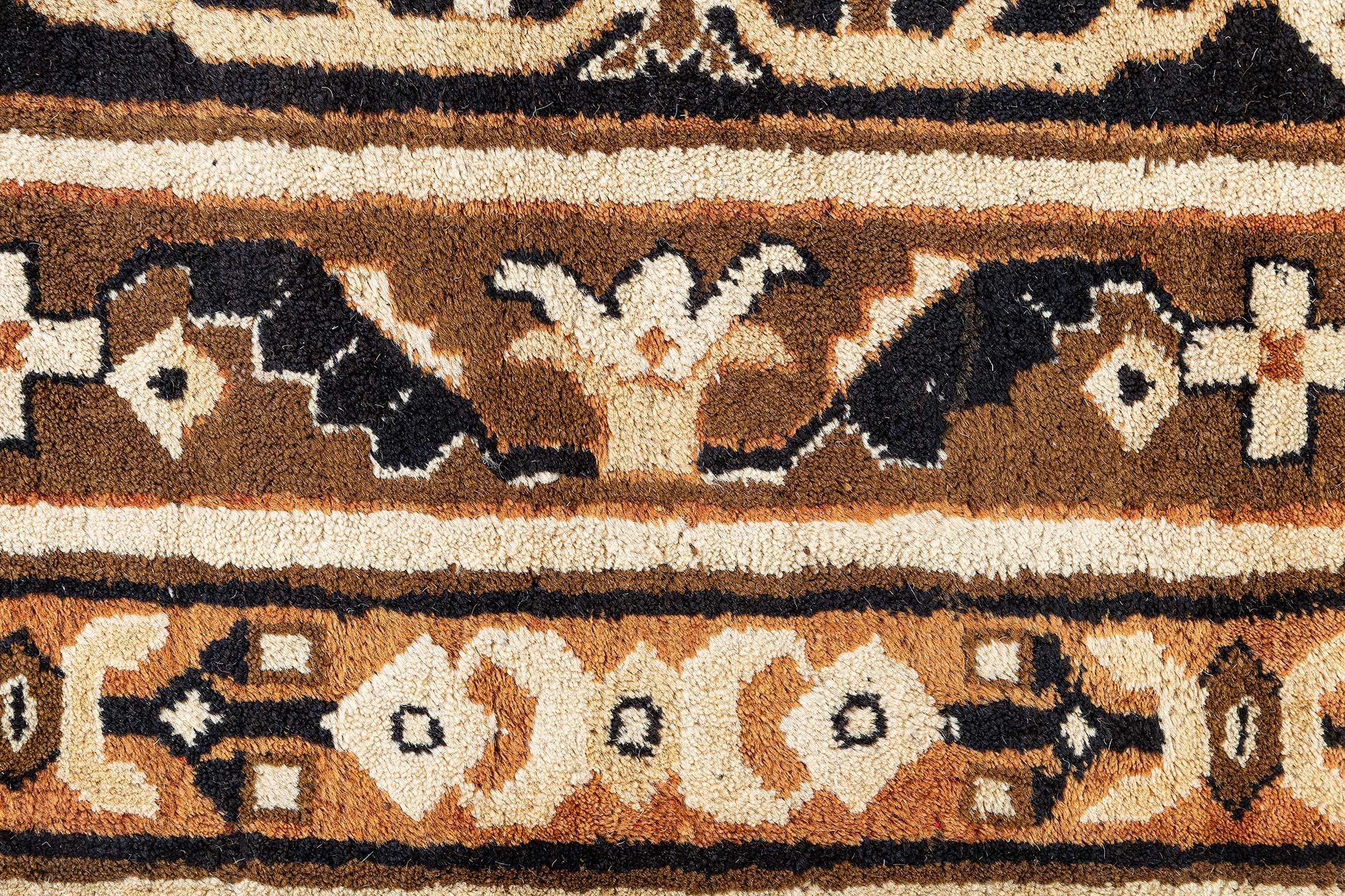 Antiker indischer Agra Läufer (Fragment) Doris Leslie Blau im Angebot 1
