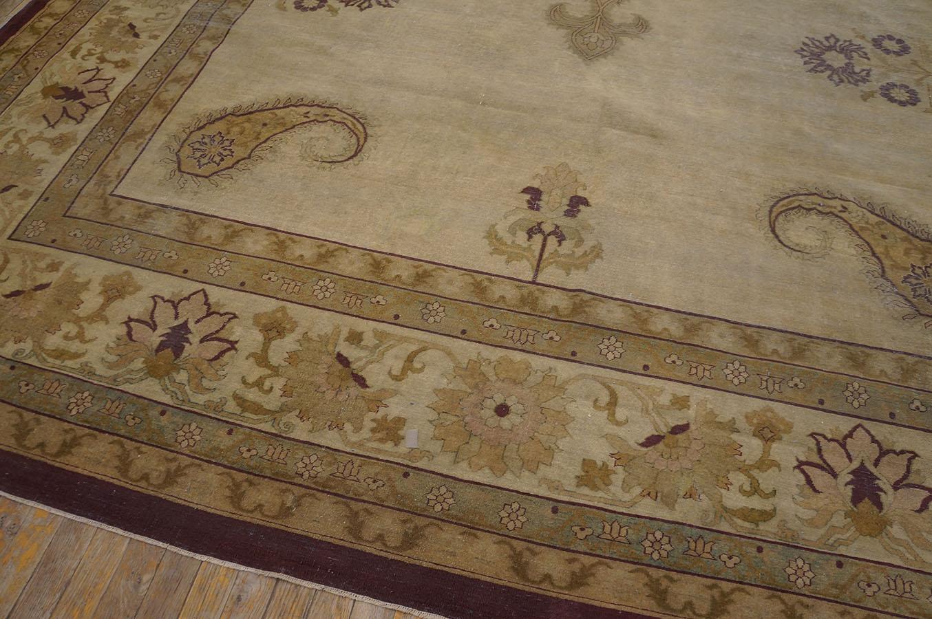 Early 20th Century N. Indian Amritsar Carpet ( 9'6'' x 13'8'' - 290 x 417 ) For Sale 2