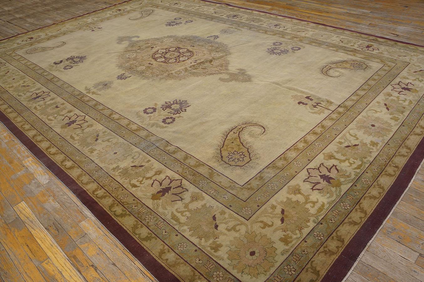 Early 20th Century N. Indian Amritsar Carpet ( 9'6'' x 13'8'' - 290 x 417 ) For Sale 3