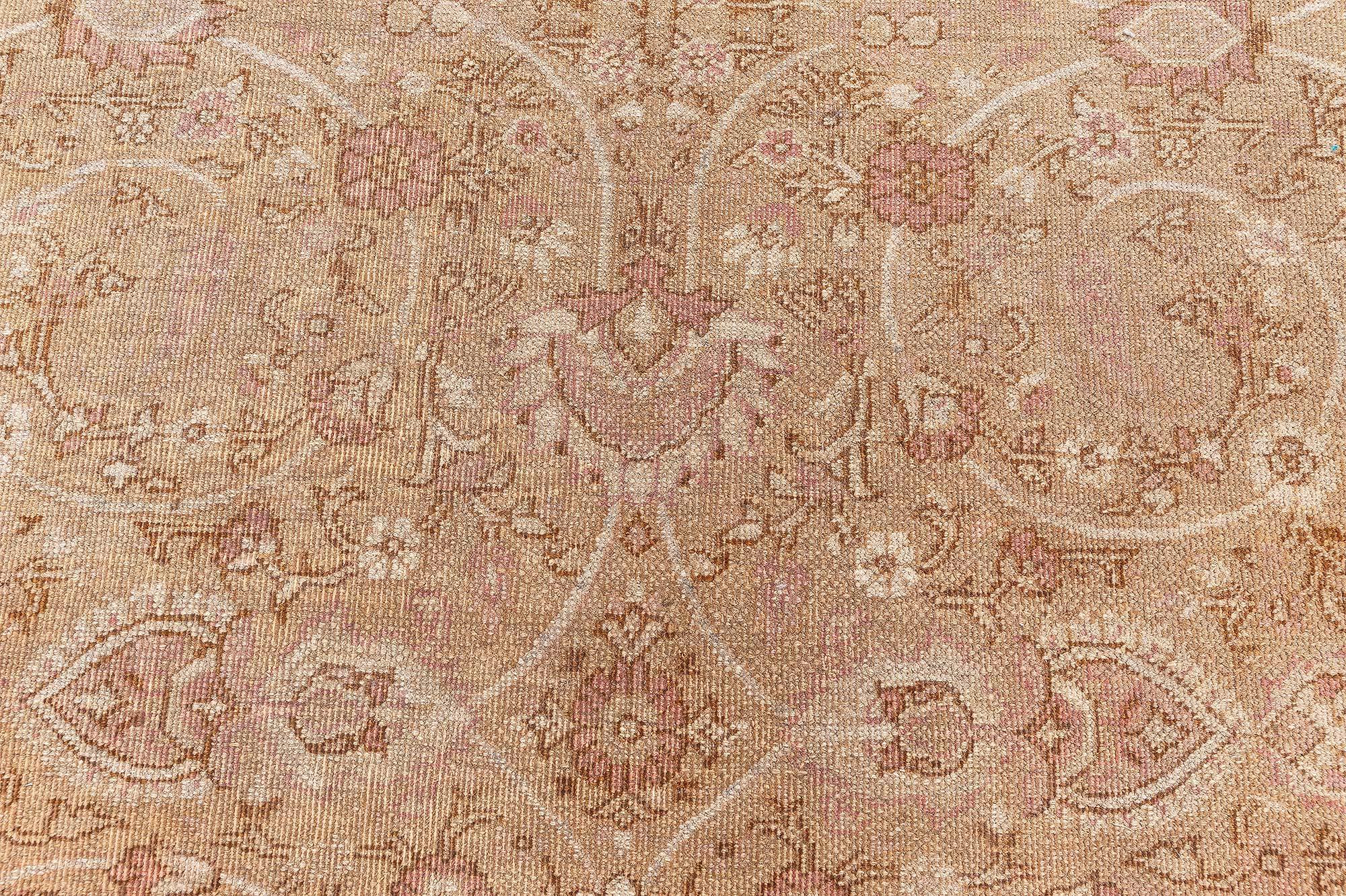 Indiano Doris Leslie Blau Tappeto antico indiano Amritsar Botanic Dimensioni adattate in vendita
