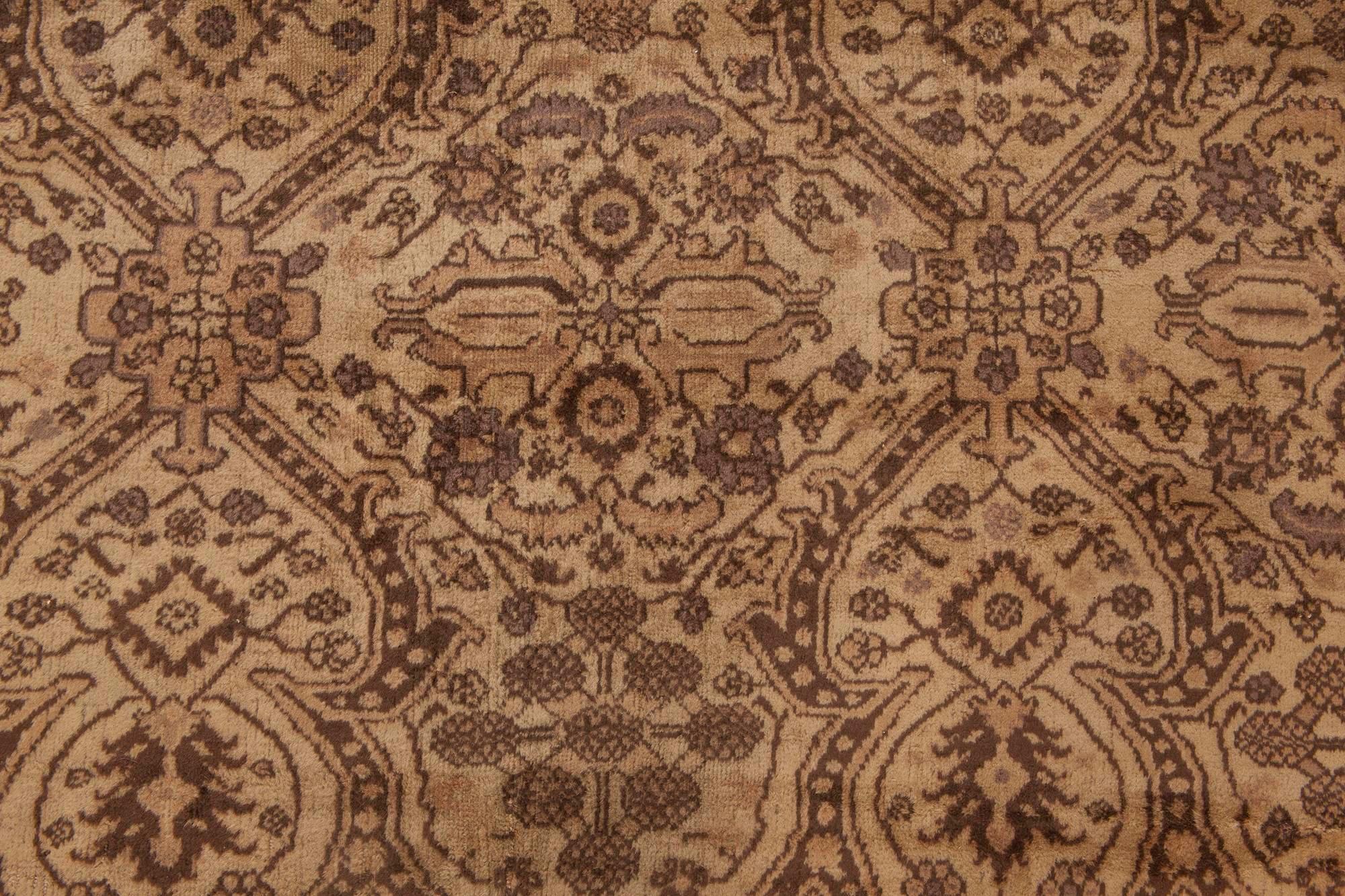 Fine Antique Indian Amritsar brown carpet
Size: 12'2
