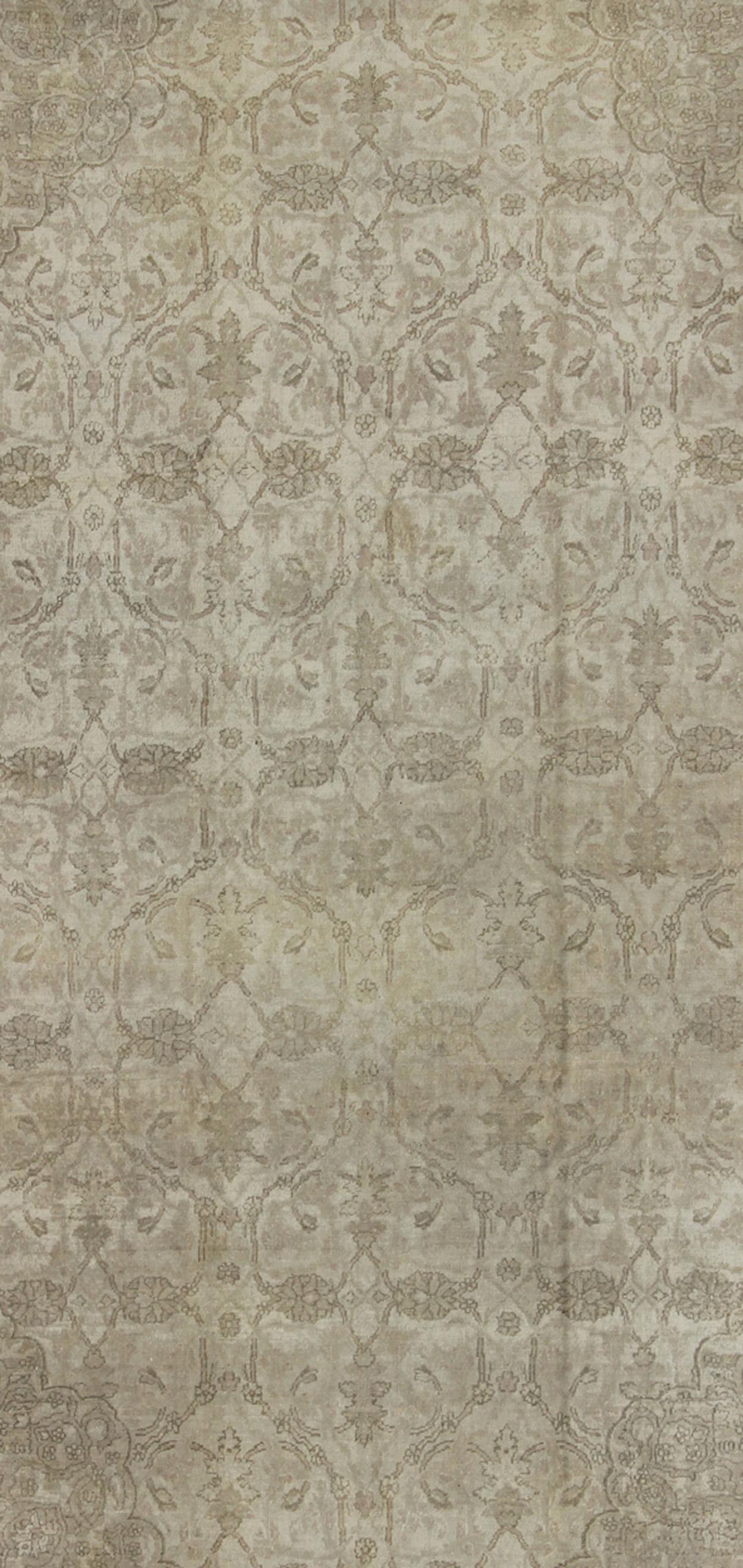 Indiano Tappeto antico indiano Amritsar Gallery in avorio, grigio e neutro  7' X12'9