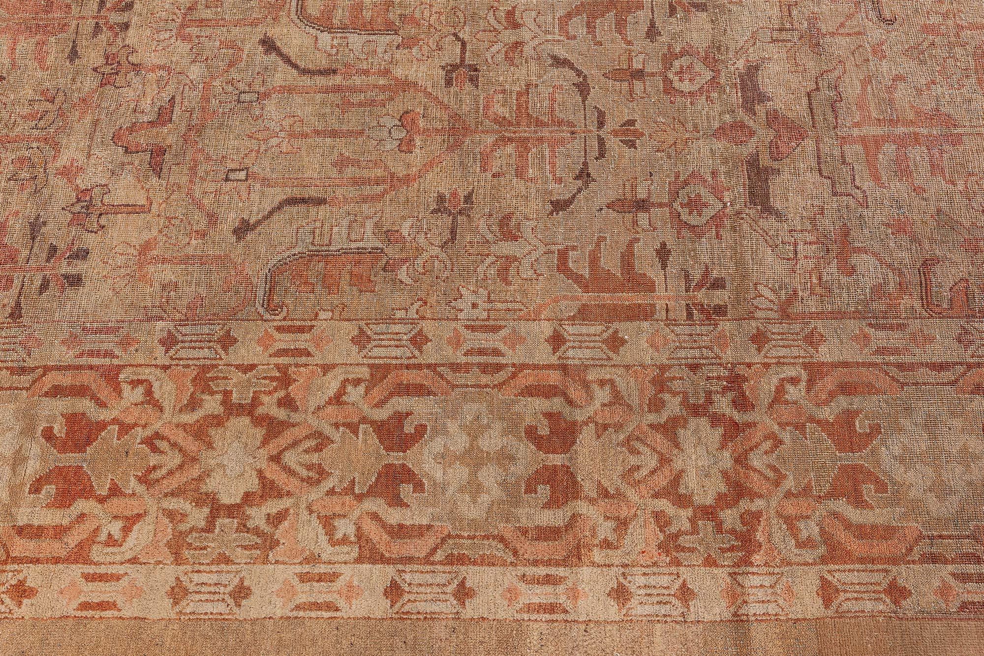 Tissé à la main Tapis d'Amritsar indien ancien Doris Leslie Blau noué à la main en vente