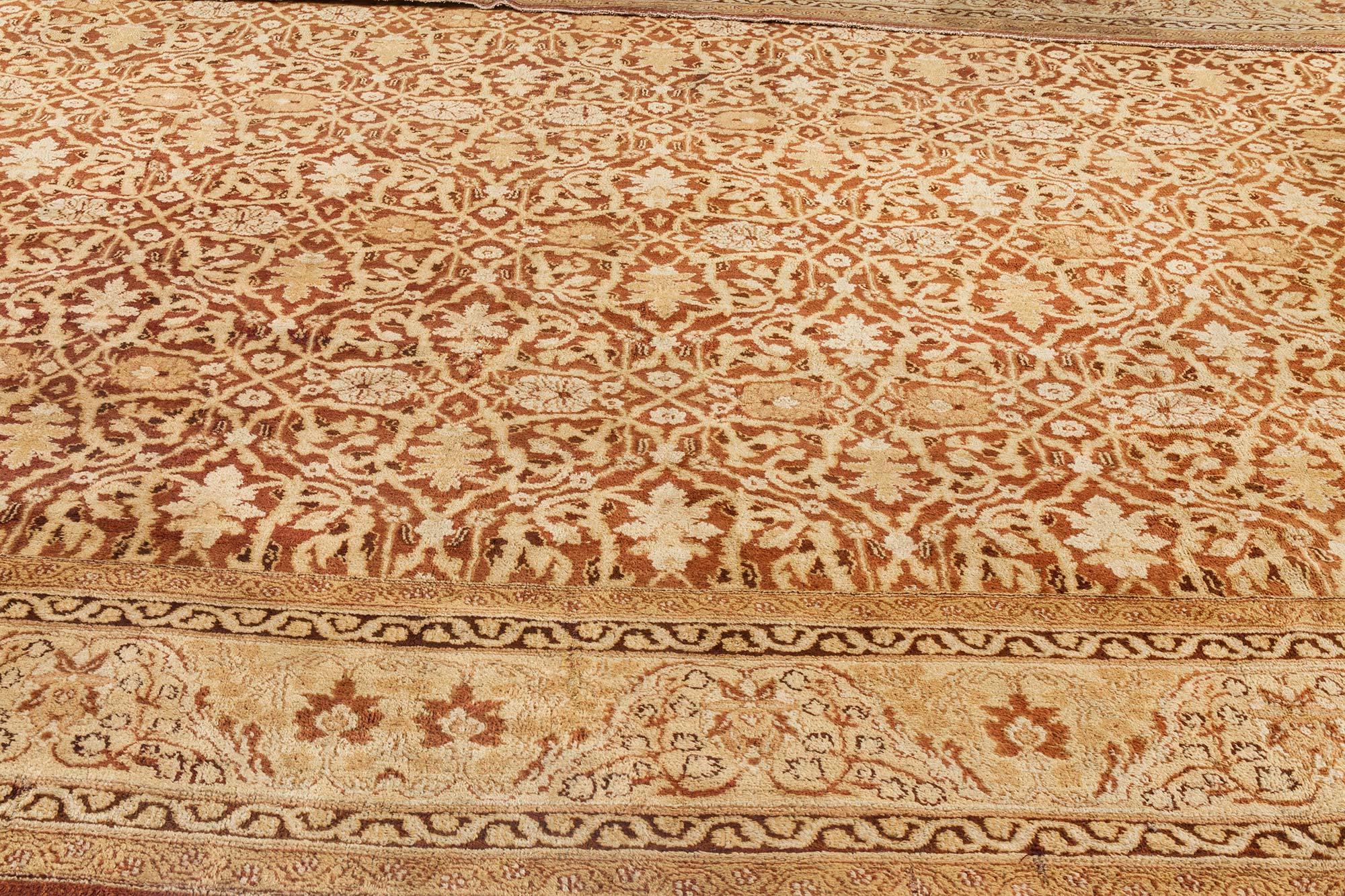 Antique Indian Amritsar Handmade Wool Rug In Good Condition For Sale In New York, NY