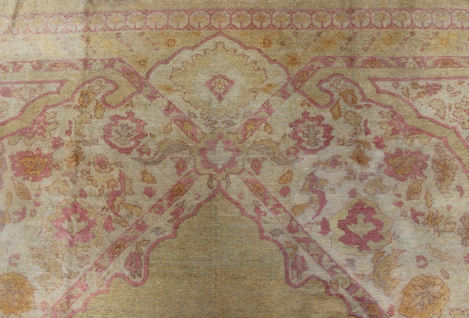 Antique Amritsar Rug With Medallion Design in Acidic-Yellow Green, Pink, Ivory For Sale 8