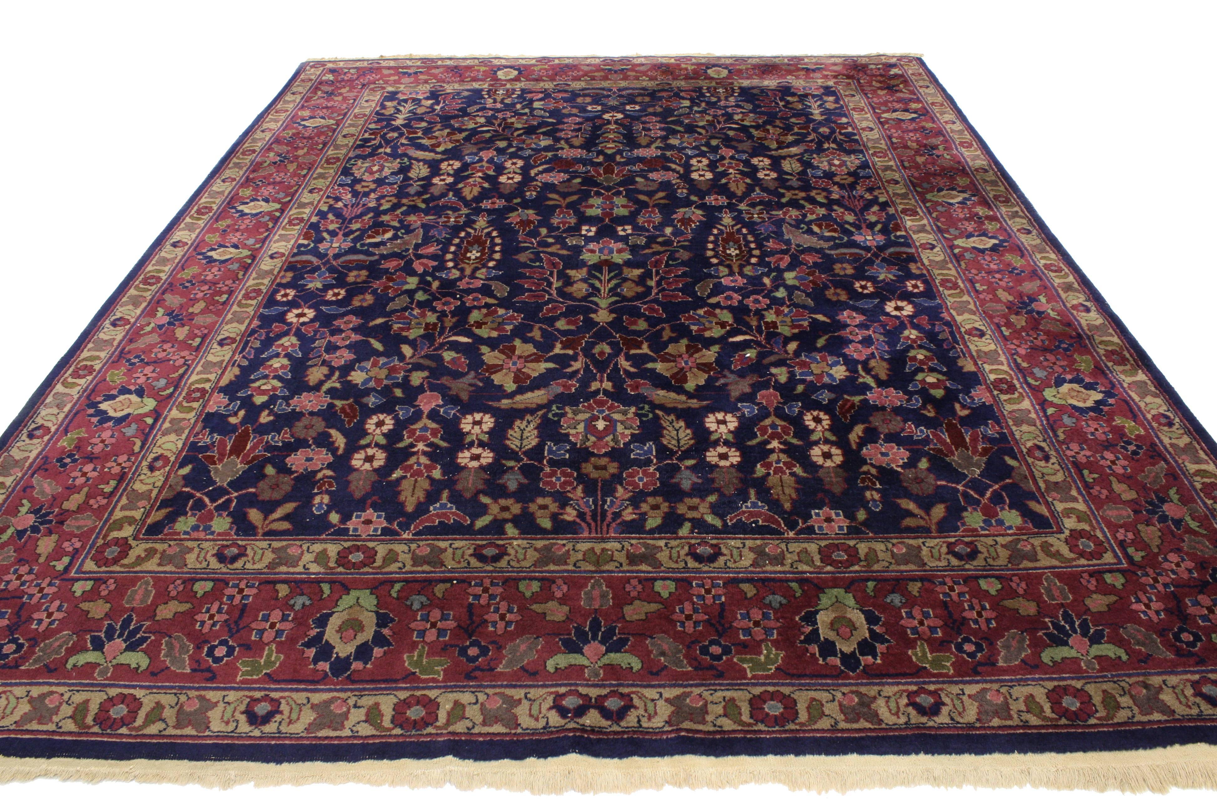 Antique Indian Area Rug with Modern Victorian Style In Good Condition For Sale In Dallas, TX