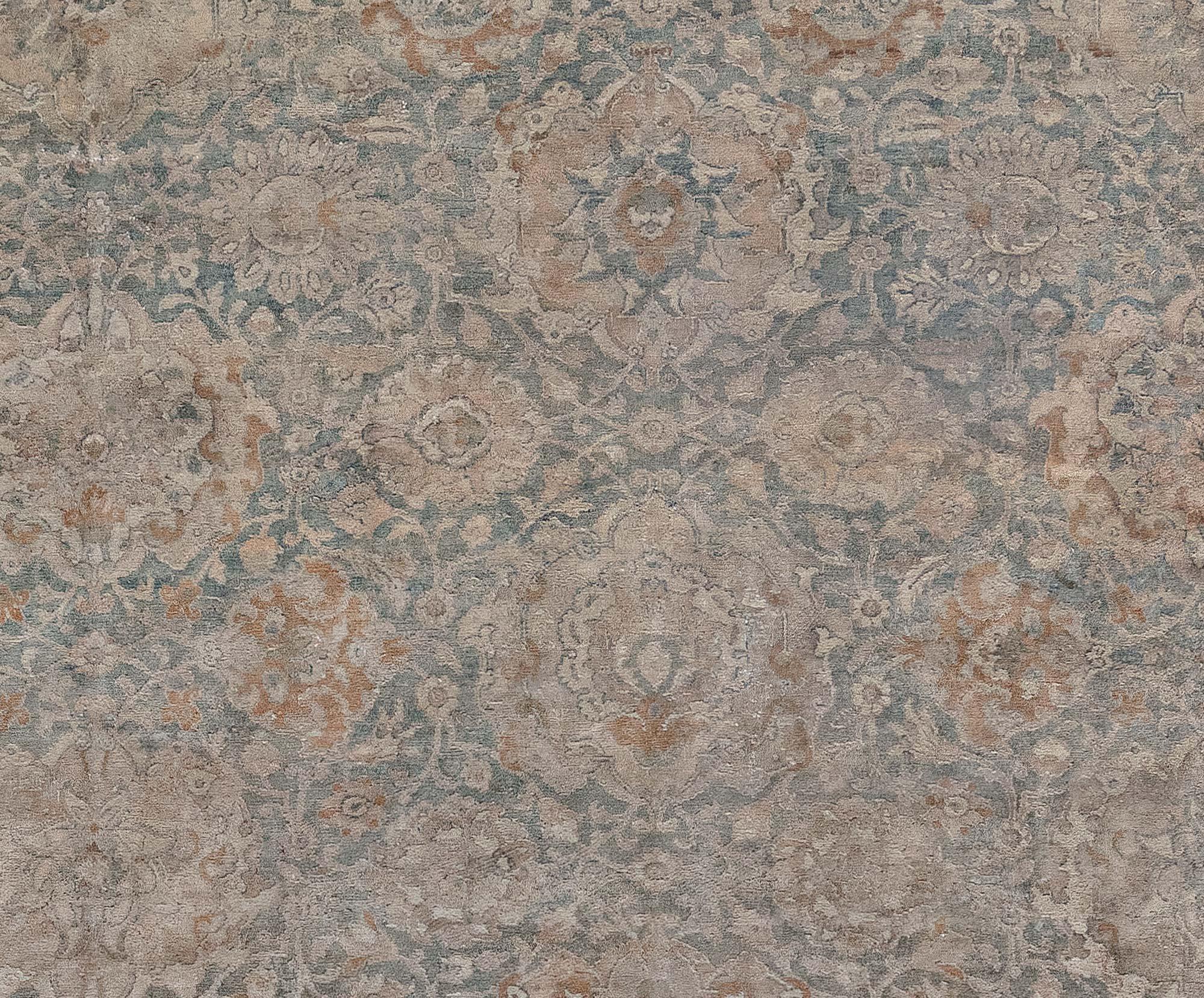 Antiker indischer Botanik-Teppich aus handgewebter Wolle im Zustand „Gut“ im Angebot in New York, NY