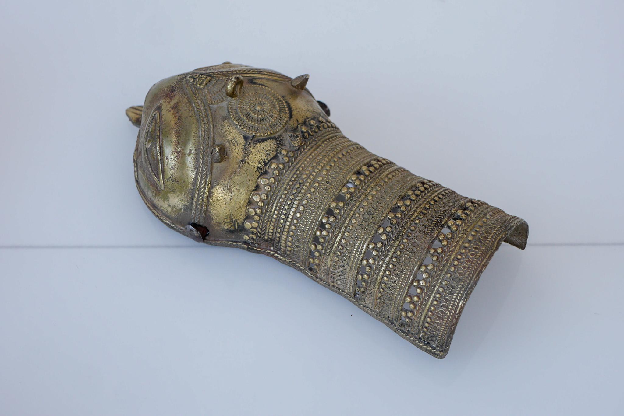 Antique Indian Brass Dandpatta with fantastic Metal Work For Sale 5