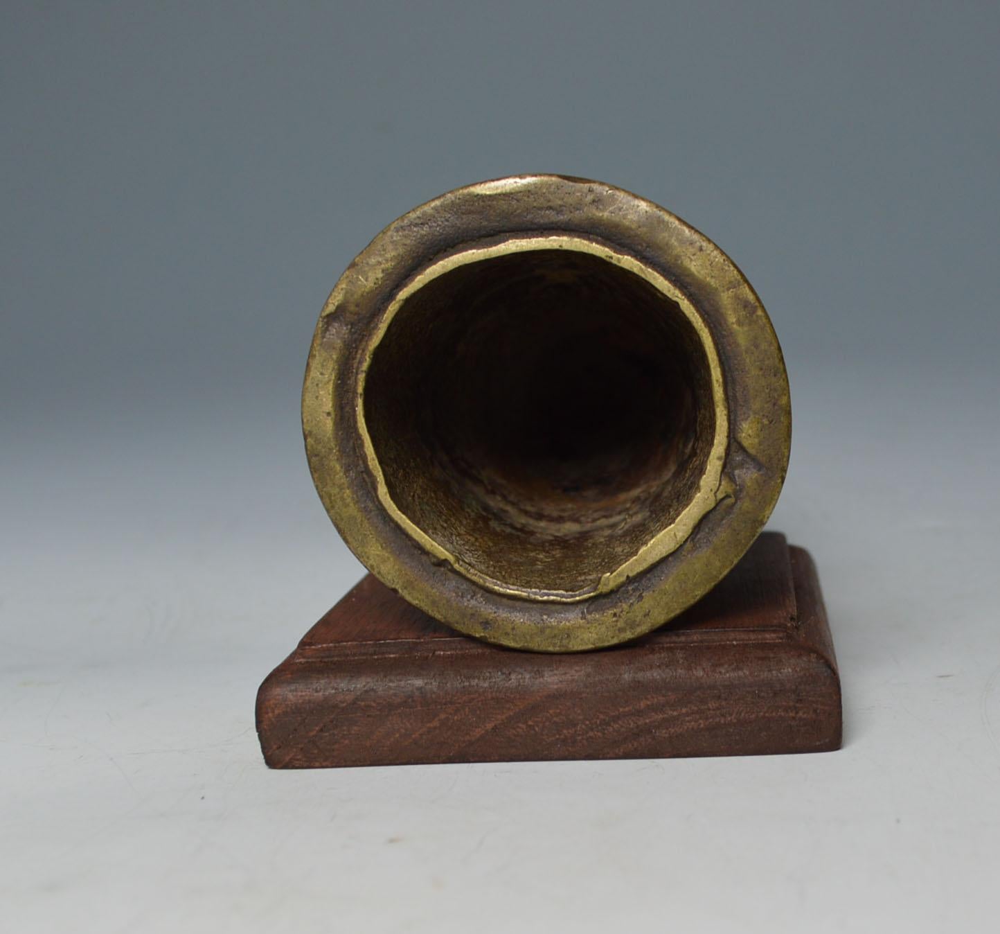 Antique Indian Bronze Shiva Lingam Cover In Good Condition In London, GB