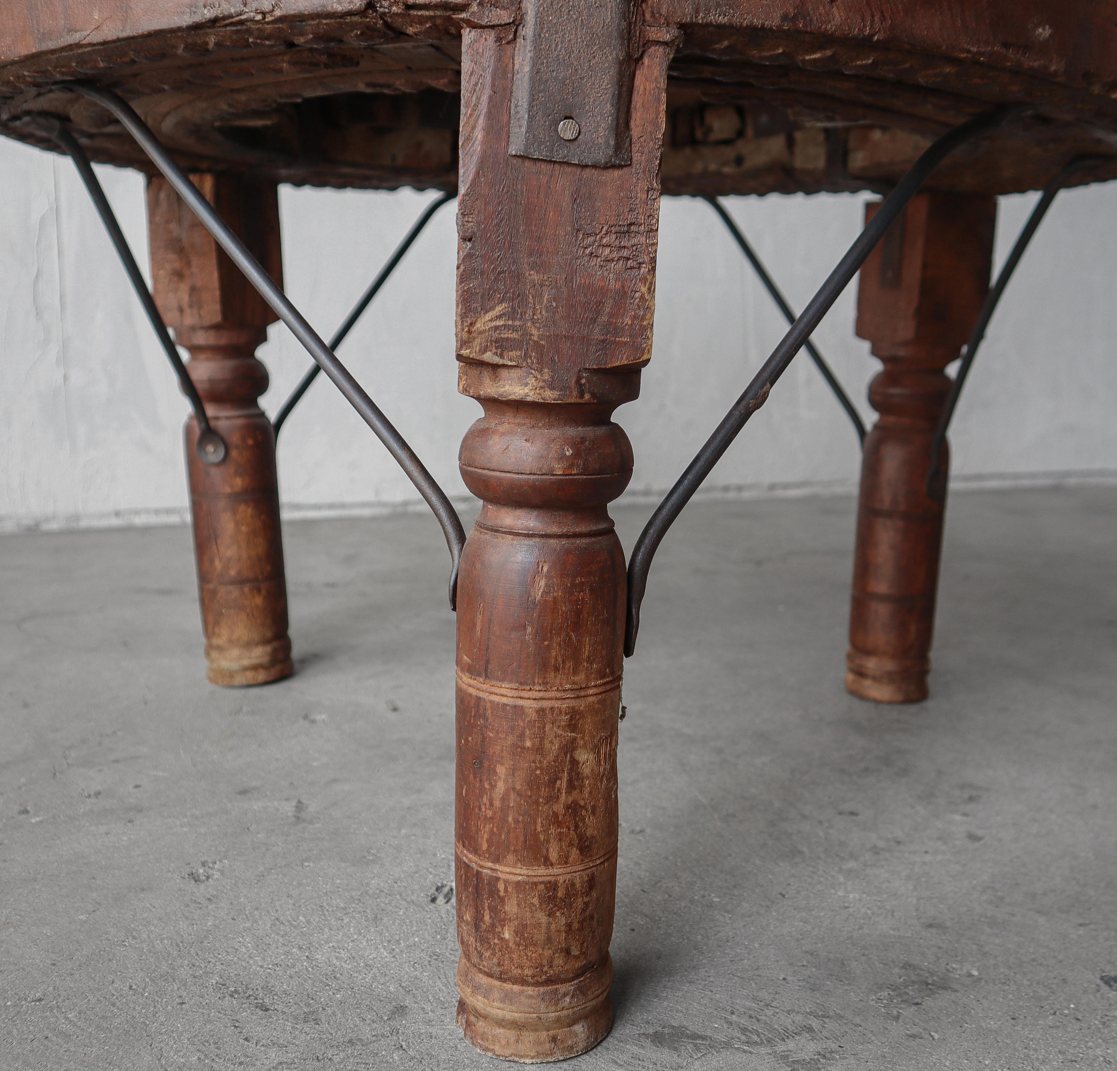Antique Indian Bullock Cart Wheel Table For Sale 2