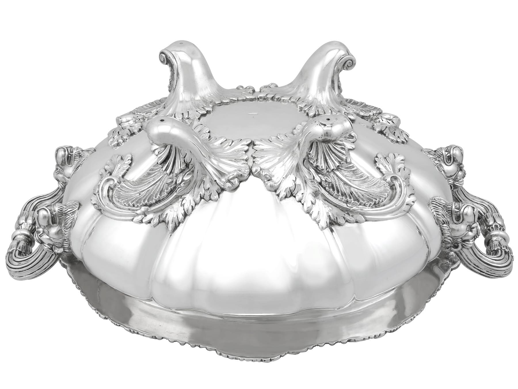 Antica zuppiera indiana coloniale in argento Circa 1830 in vendita 8