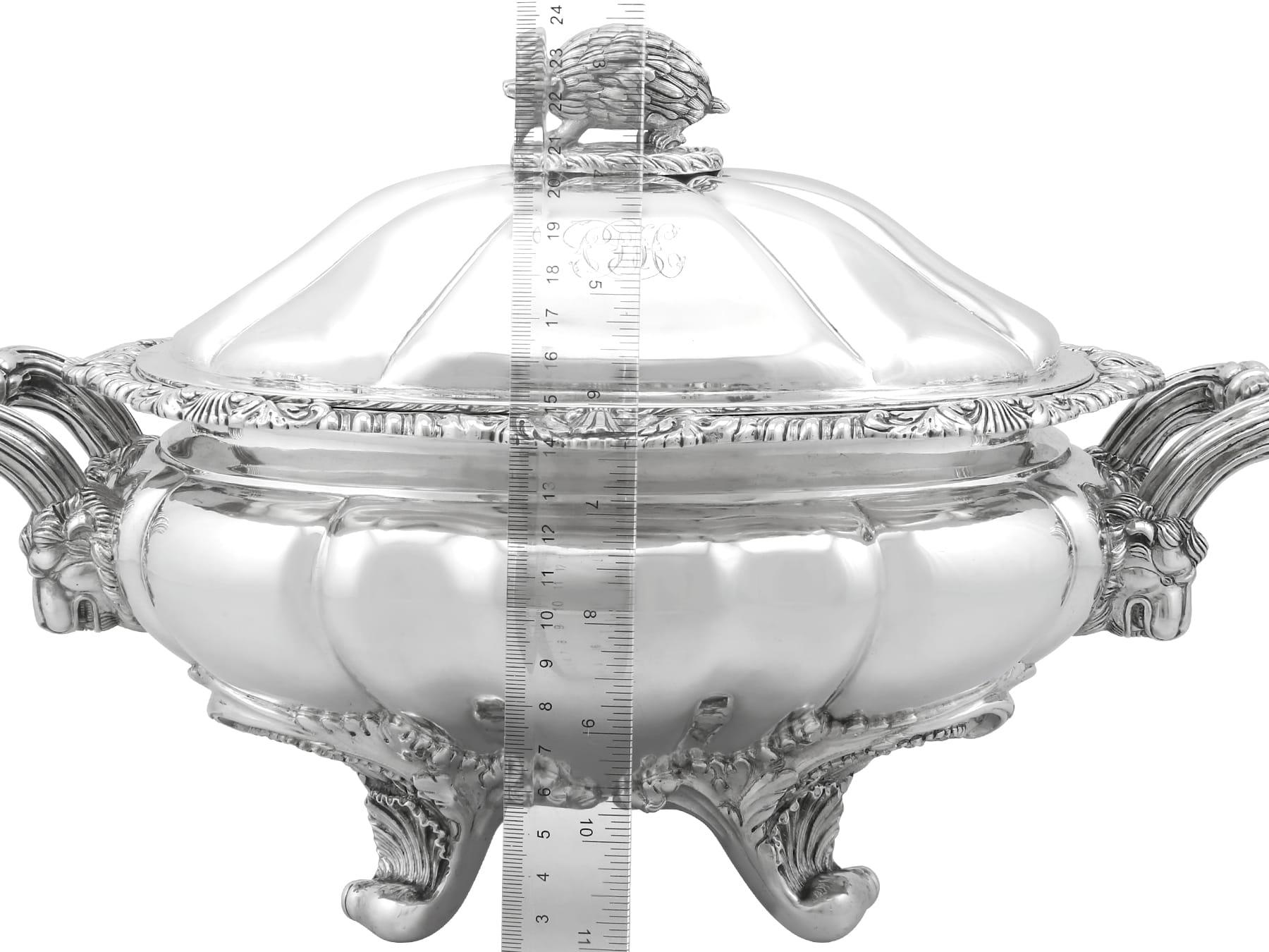 Antica zuppiera indiana coloniale in argento Circa 1830 in vendita 9