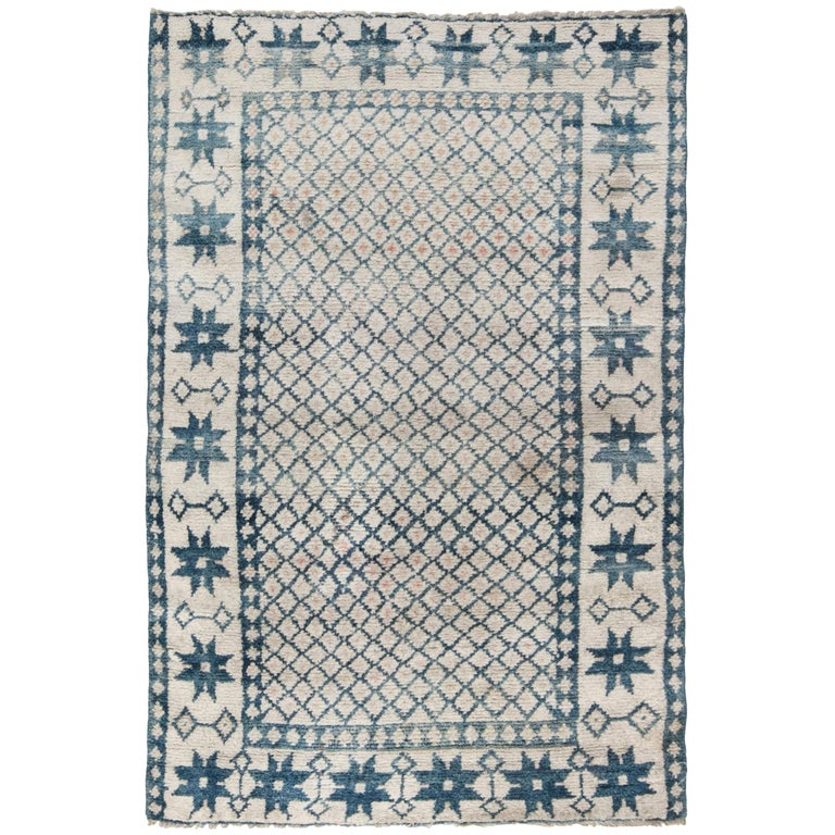 Antique Indian Cotton Agra Rug For Sale at 1stdibs