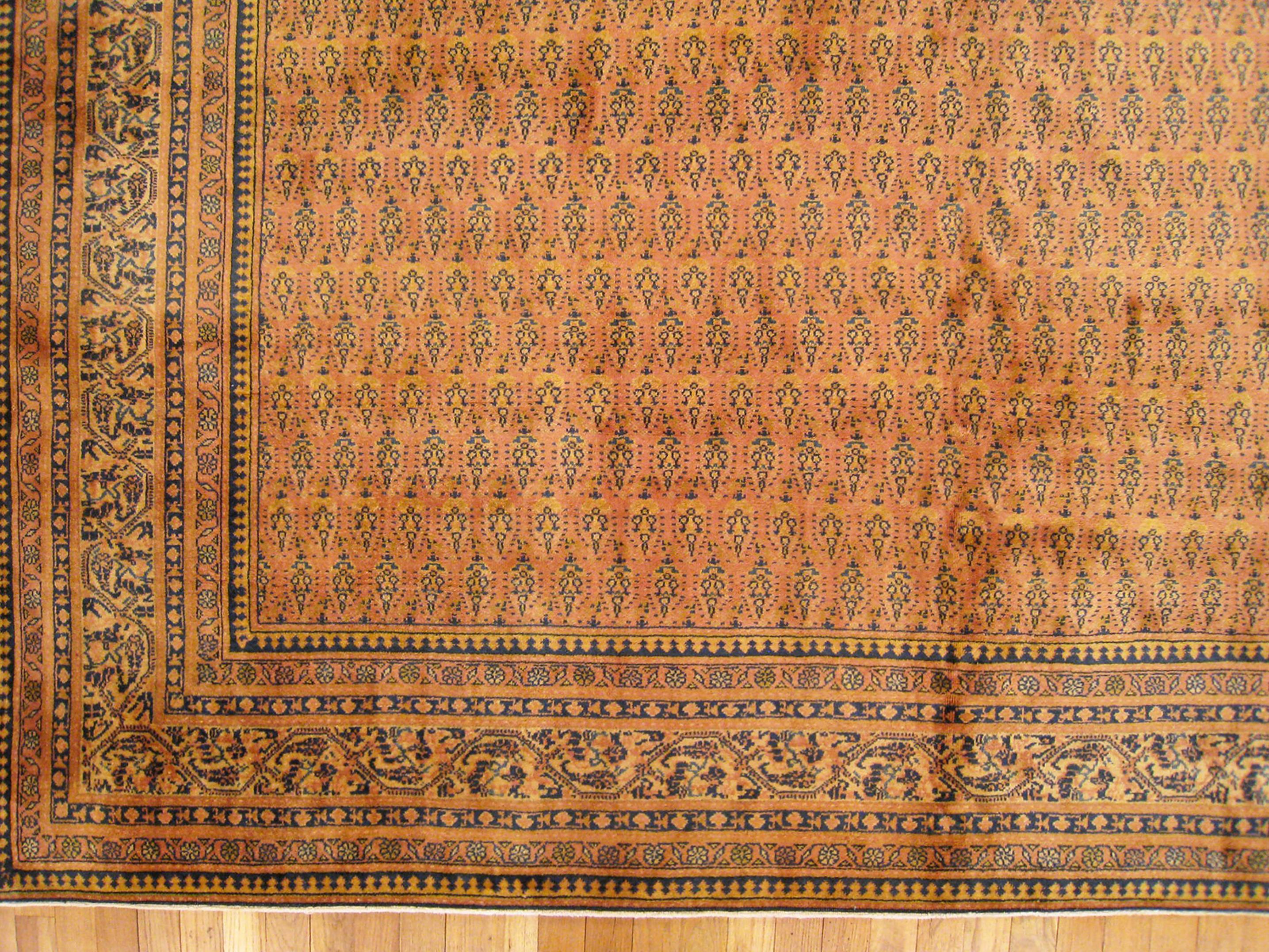 Antique Indian Decorative Oriental Indo Saraband Rug in Large Size  In Good Condition For Sale In New York, NY