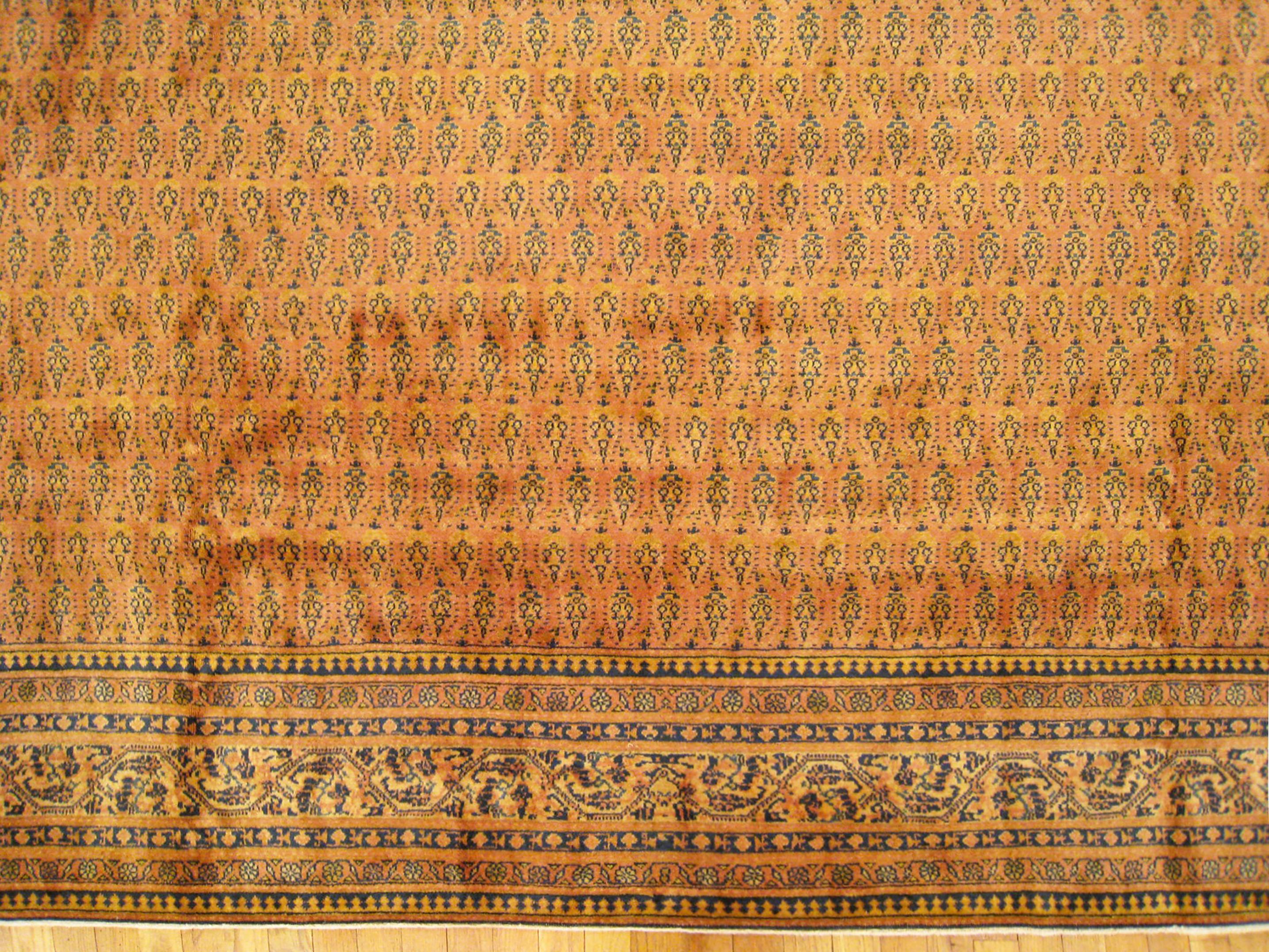 Early 20th Century Antique Indian Decorative Oriental Indo Saraband Rug in Large Size For Sale
