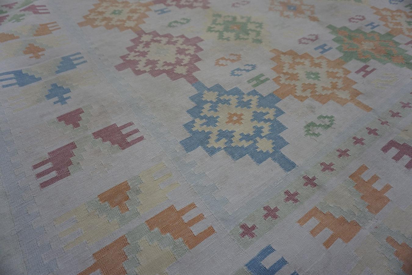 Indischer Dhurrie-Teppich aus Baumwolle des frühen 20. Jahrhunderts ( 6' x 9' - 183 x 274) (Frühes 20. Jahrhundert) im Angebot