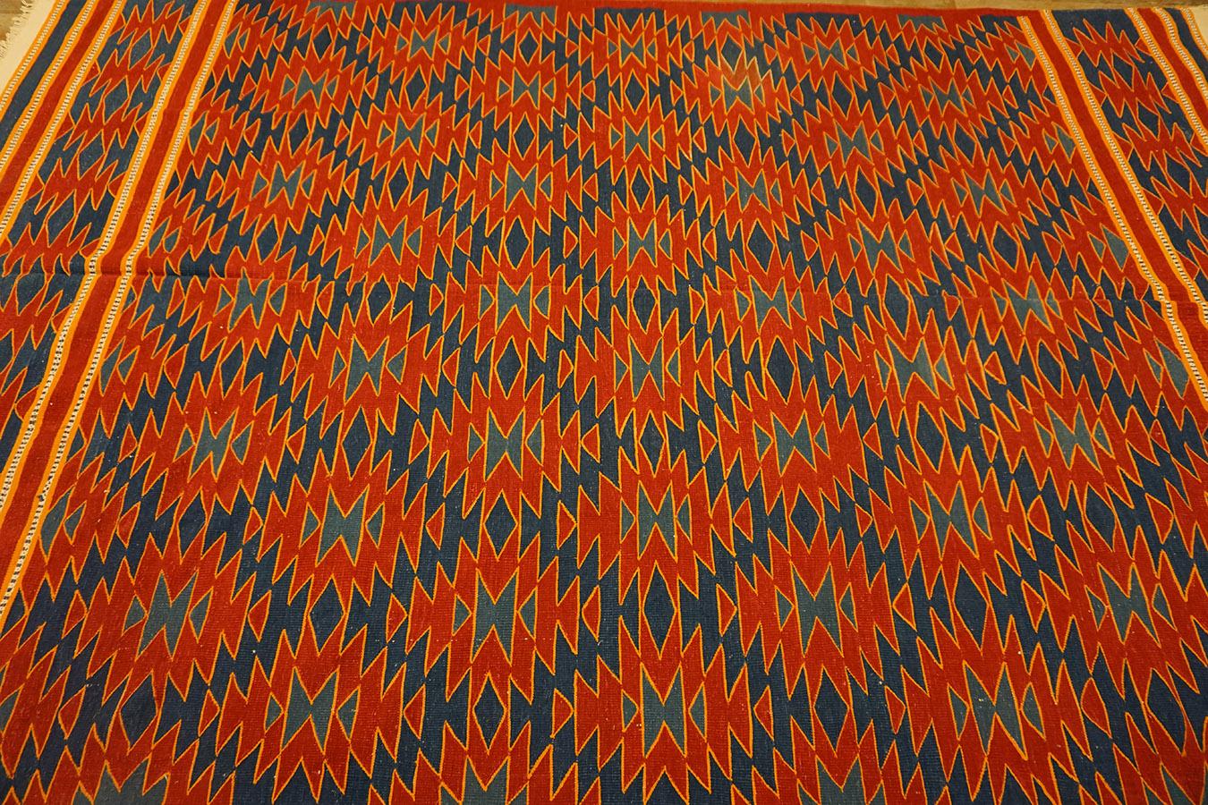 Antiker indischer Dhurrie-Teppich (Handgewebt) im Angebot