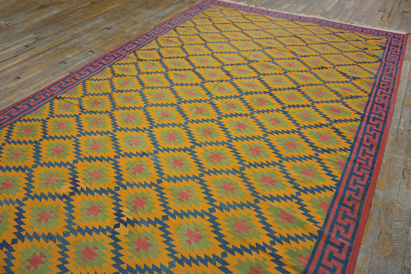 Antiker indischer Dhurrie-Teppich 7'6