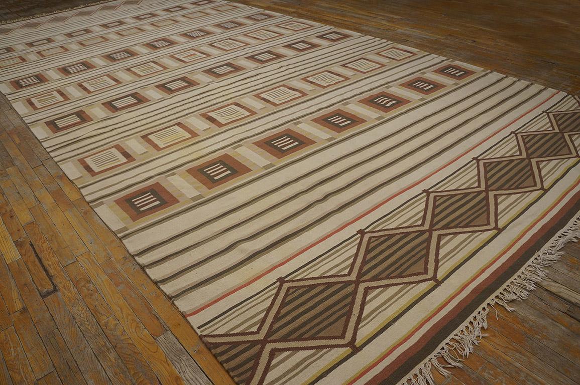 Antiker indischer Dhurrie-Teppich im Dhurrie-Stil, 2,05 m x 3,05 m  (Indisch) im Angebot