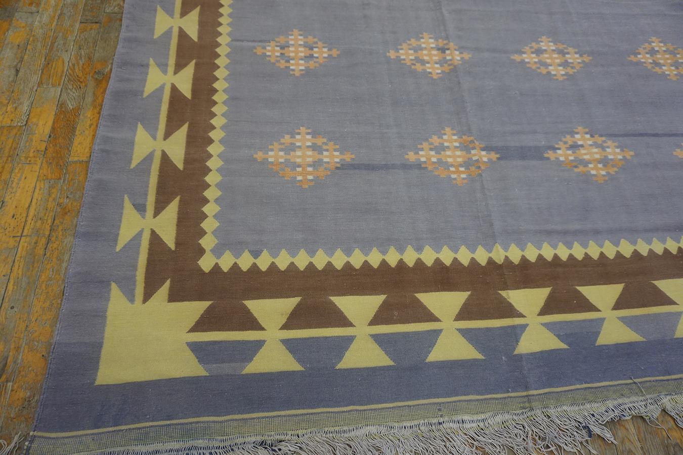 1930s Indian Cotton Dhurrie Carpet ( 9'7'' x 15'7'' - 292  x 475 )  In Good Condition For Sale In New York, NY