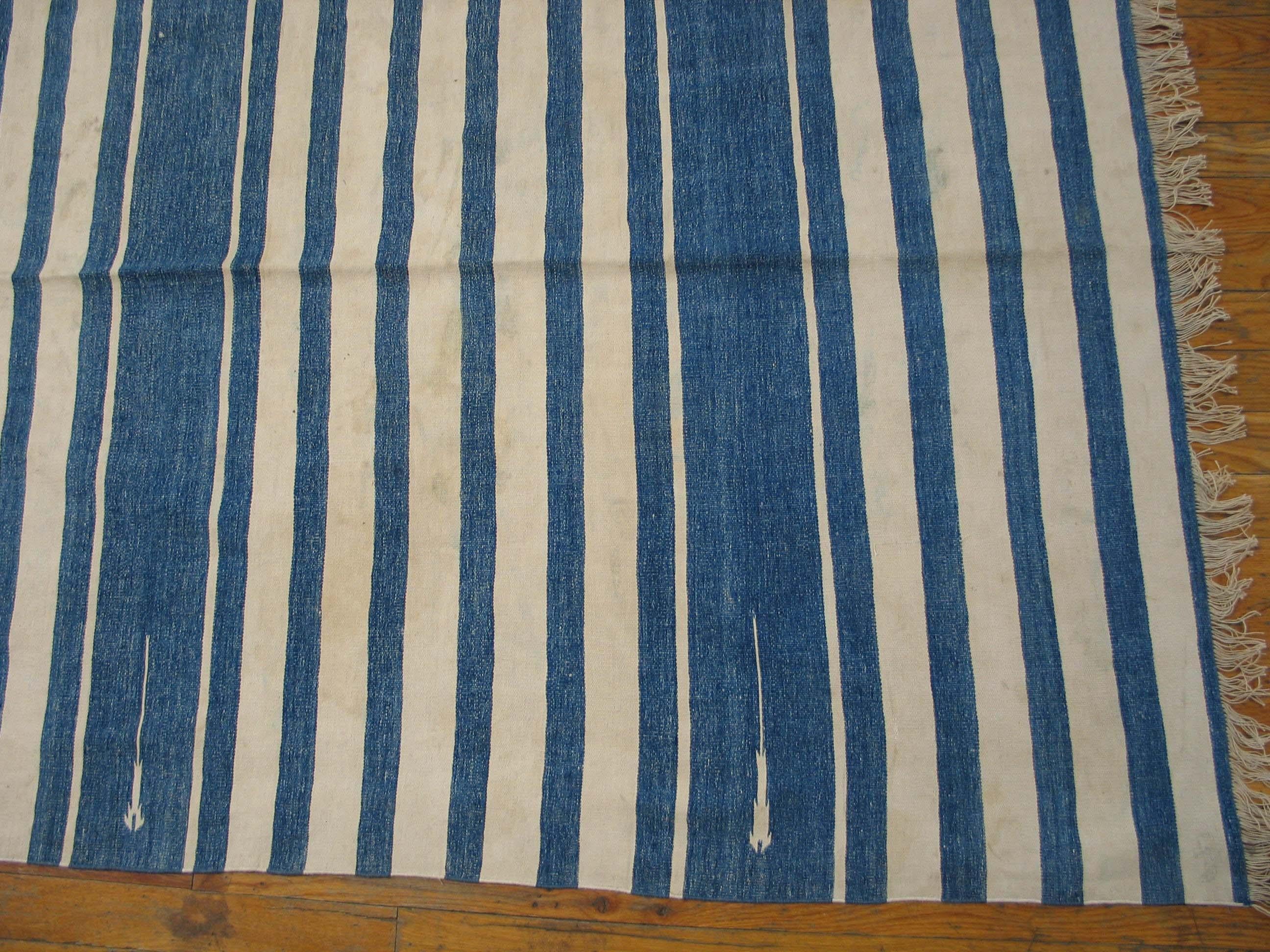 Cotone Tappeto antico indiano Dhurrie in vendita