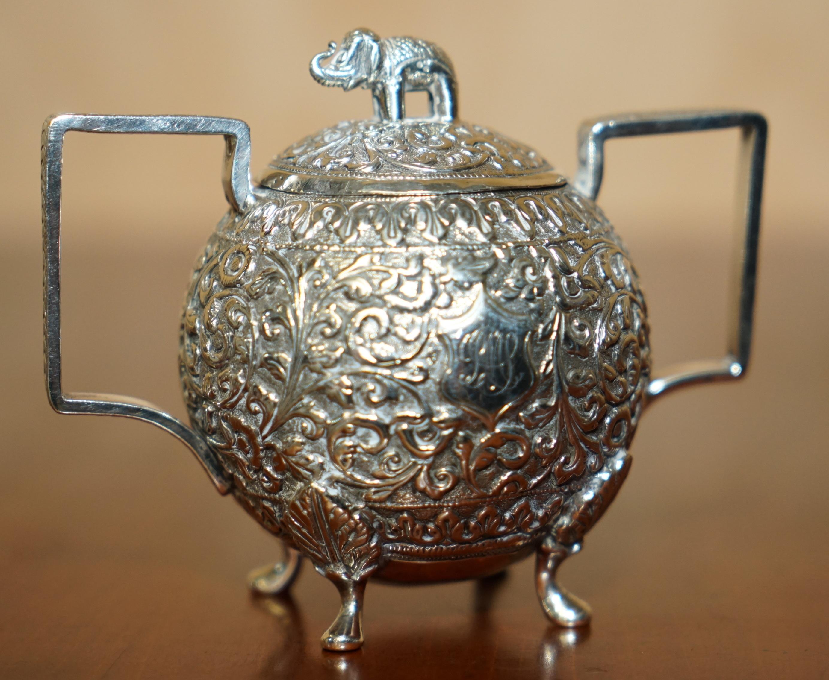 ANTIQUE INDIAN ELEPHANT COLONIAL SOLiD SILVER TEA SERVICE OOMERSI MAWJI & SONS For Sale 5