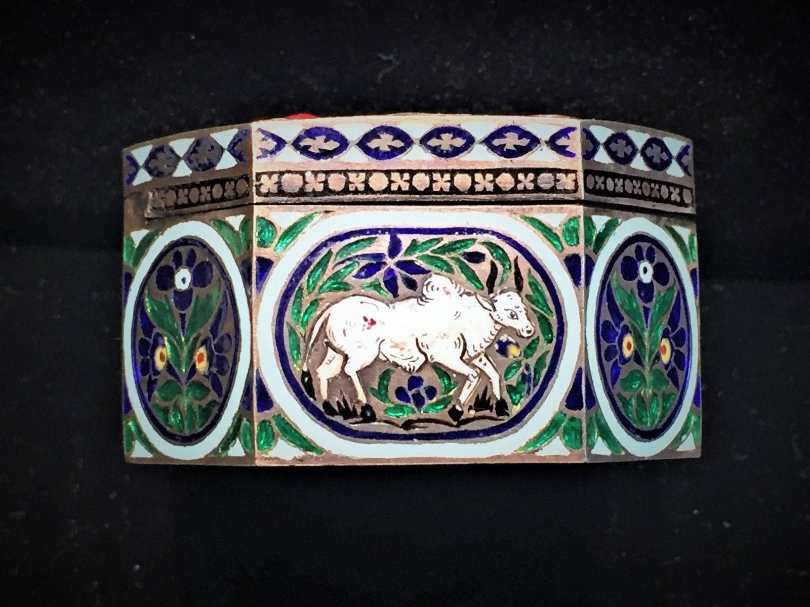 Antique Indian Enameled Silver Snuffbox with Hunting Scenes, circa 1890s 1