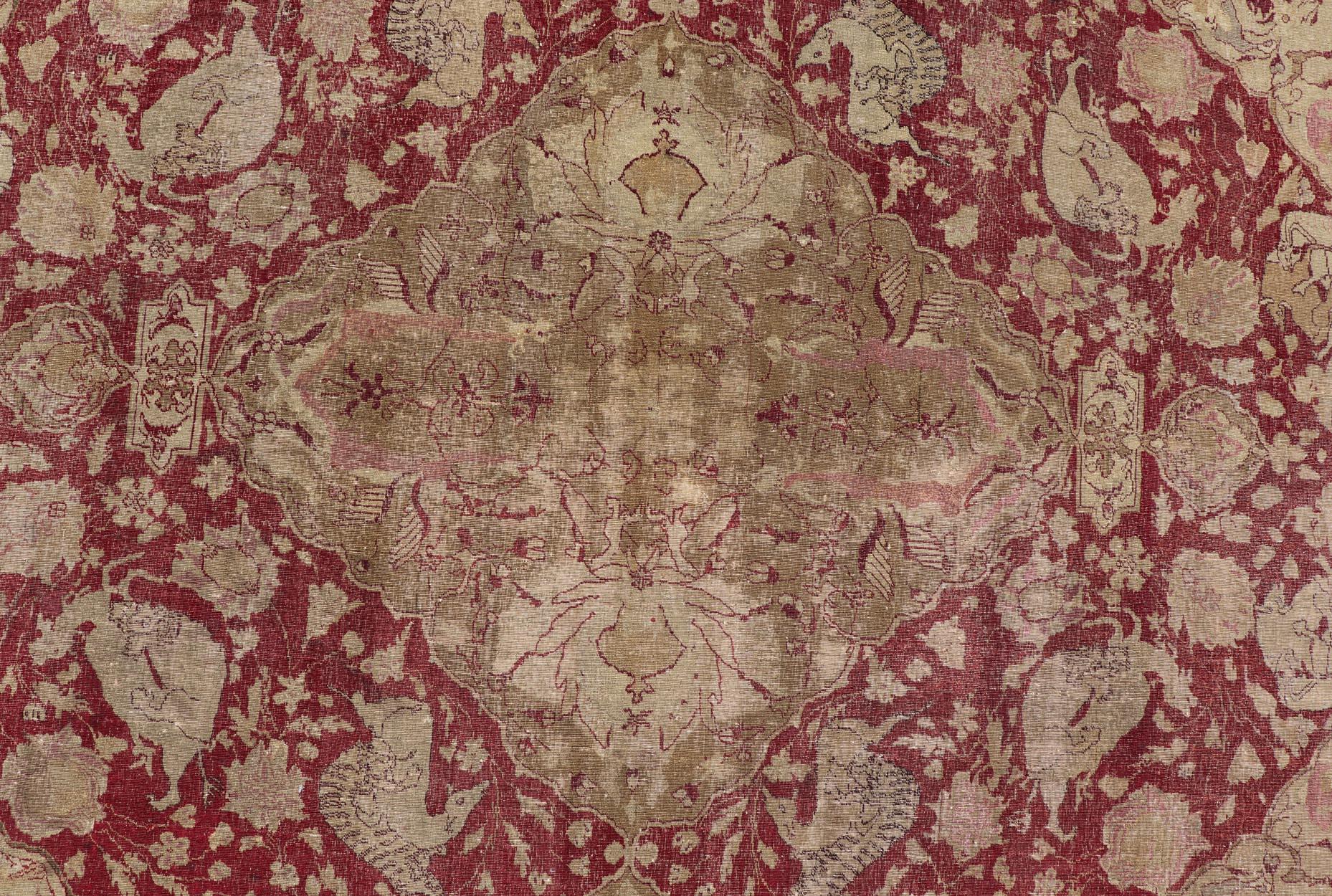 Antique Indian Finely Woven rug of Mughal Empire   5'11 x 7'7 In Good Condition For Sale In Atlanta, GA