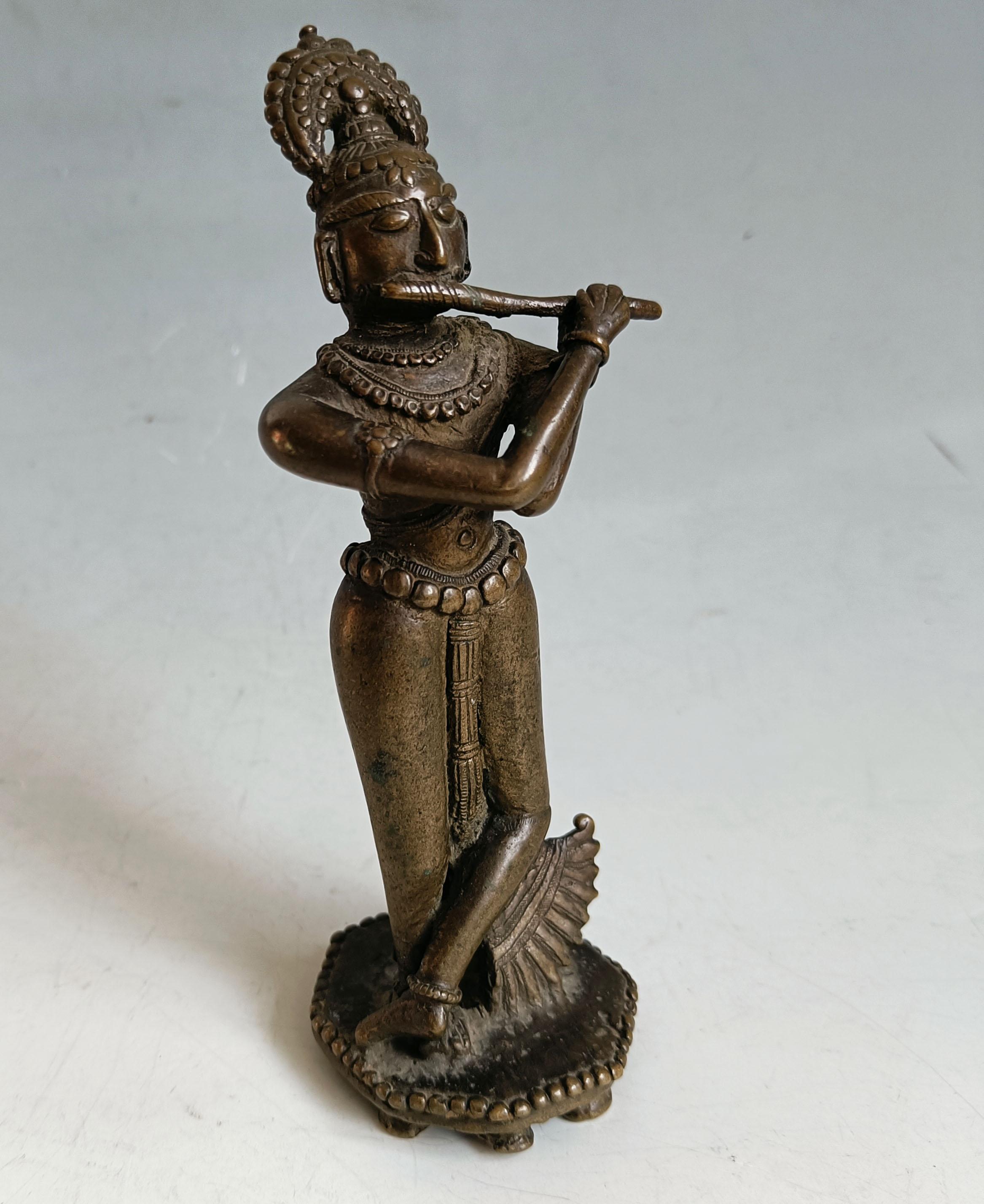 Antike indische Hindu-Bronzestatue Krishna - 18. Jahrhundert asiatische Volkskunst (Handgefertigt) im Angebot