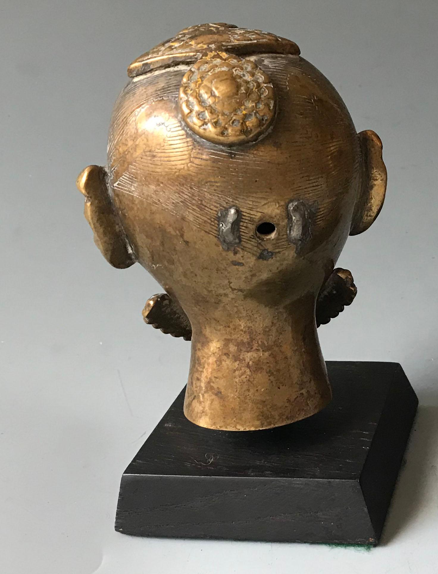 Cast Antique Indian Hindu / Jain Brass Votive Head Devotee Asian Art For Sale