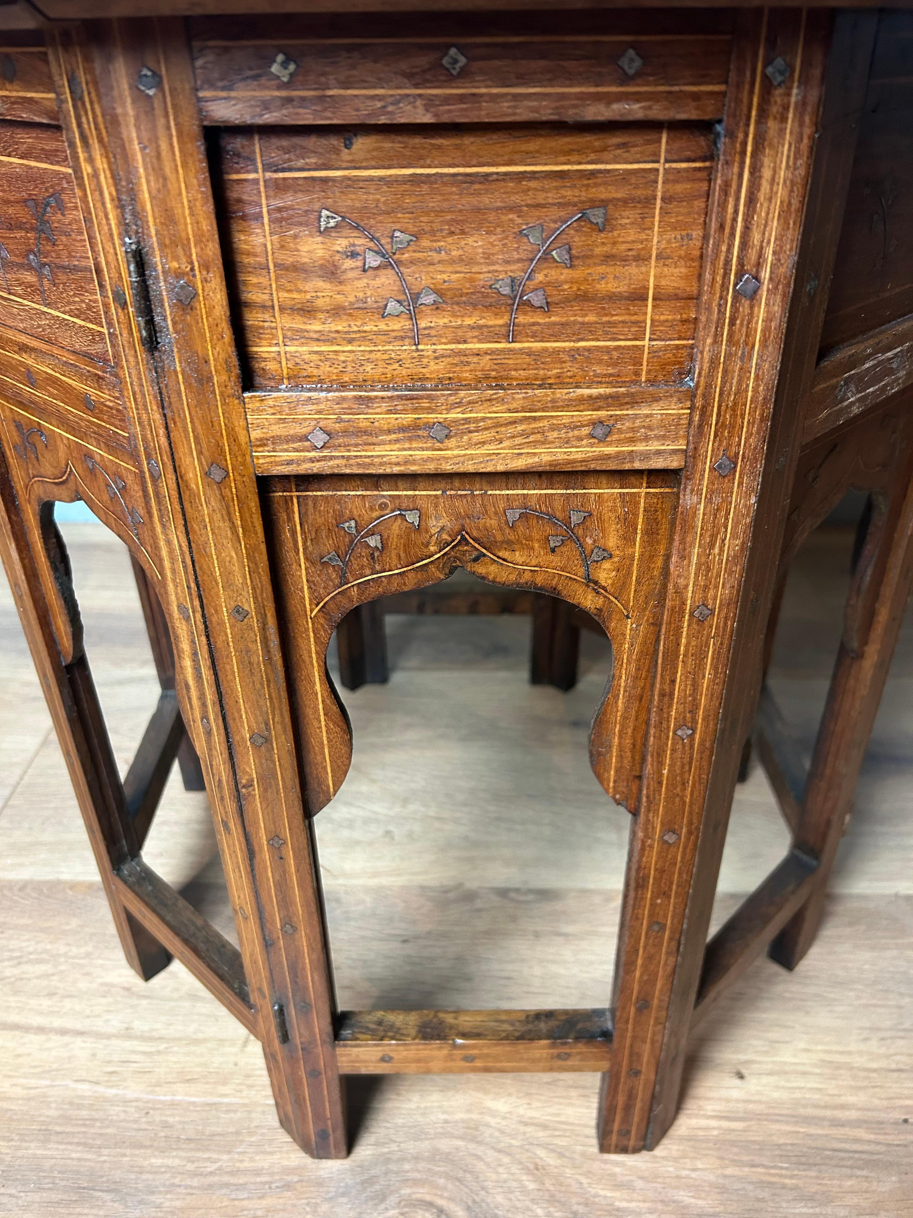 Antique Indian Hoshiarpur octagonal table In Good Condition For Sale In Sherborne, GB