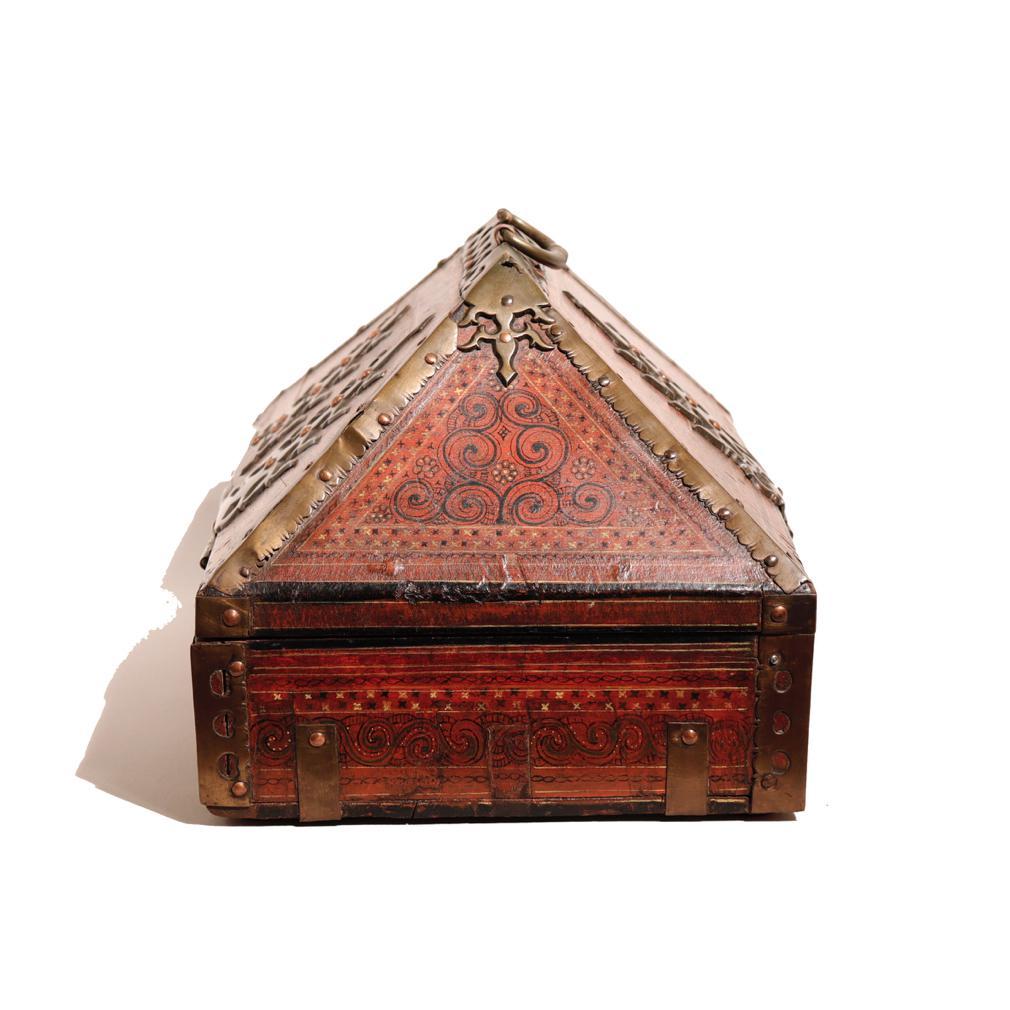Anglo-Indian Antique Indian Kerala Dowry Box, Malabar, Northern Kerala