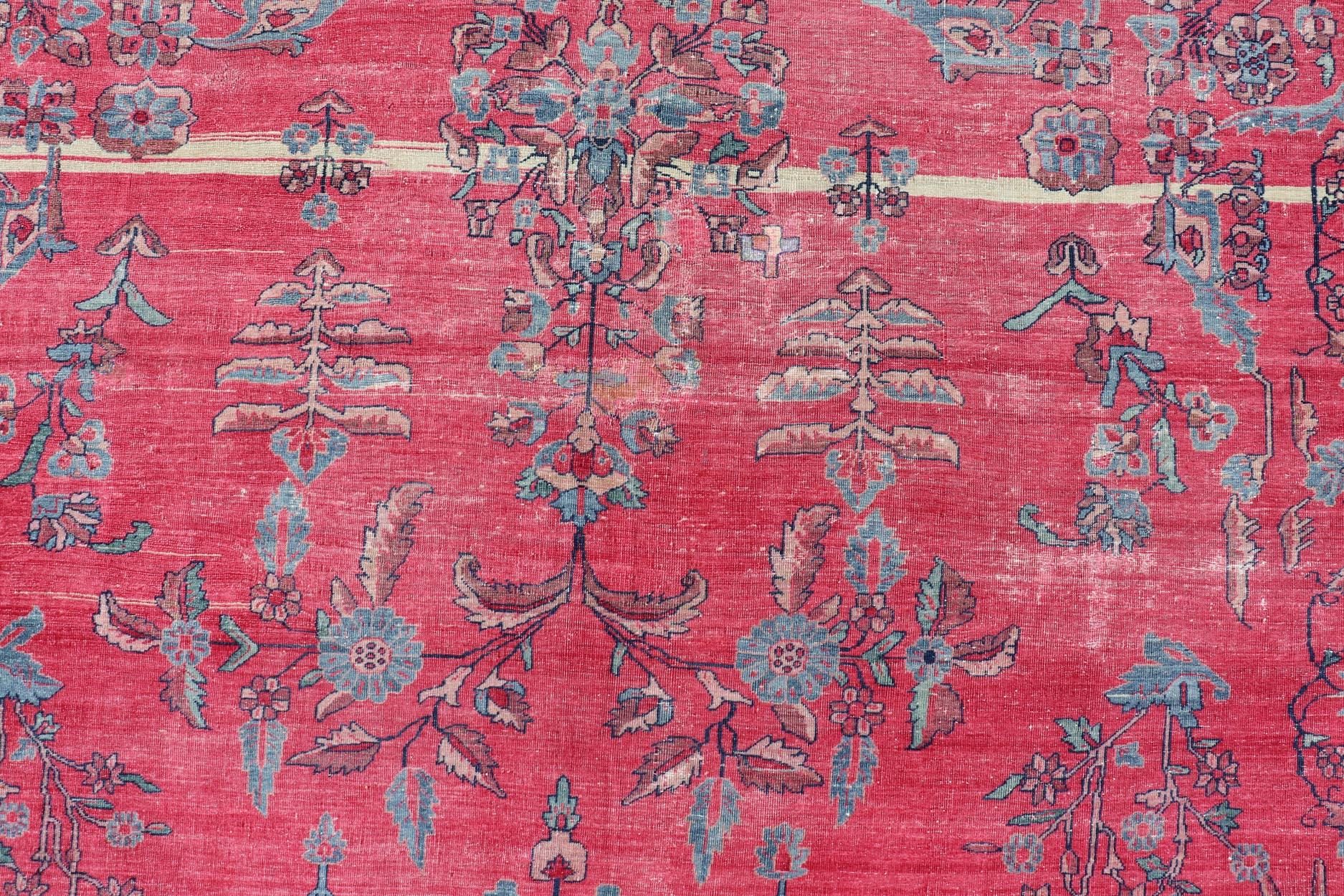 Antique Indian Lahore Large Carpet with Floral Design in Soft Magenta and Blue For Sale 7
