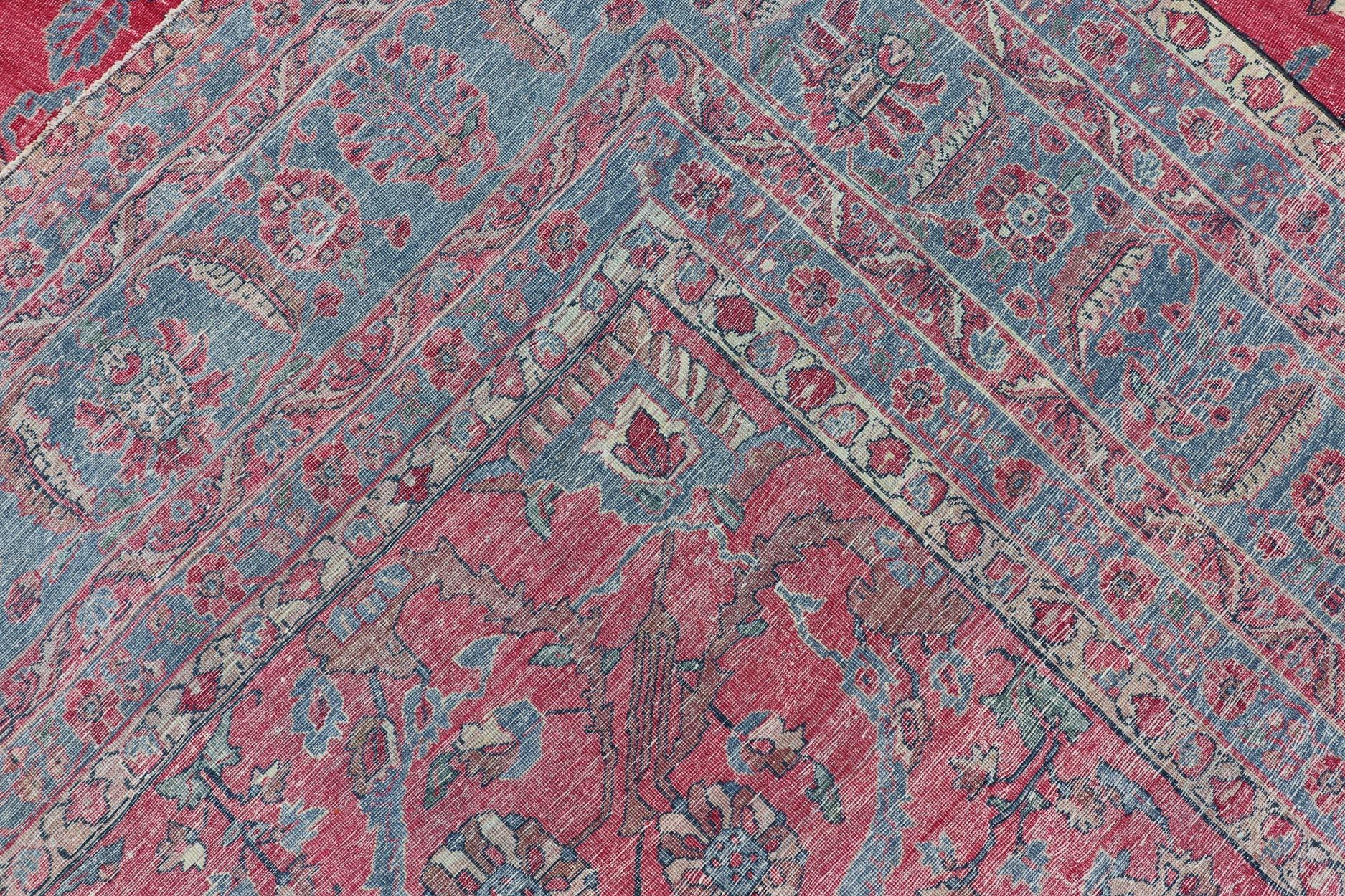 Antique Indian Lahore Large Carpet with Floral Design in Soft Magenta and Blue For Sale 9