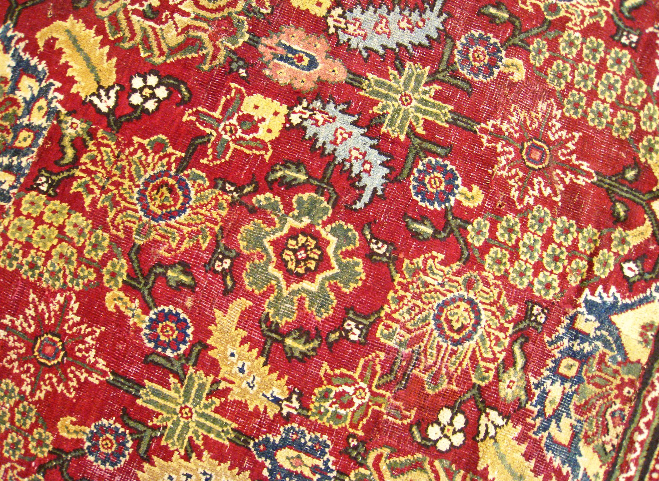 Antique Indian Lahore Oriental Rug, Room Size, W/ Symmetrical Design For Sale 5