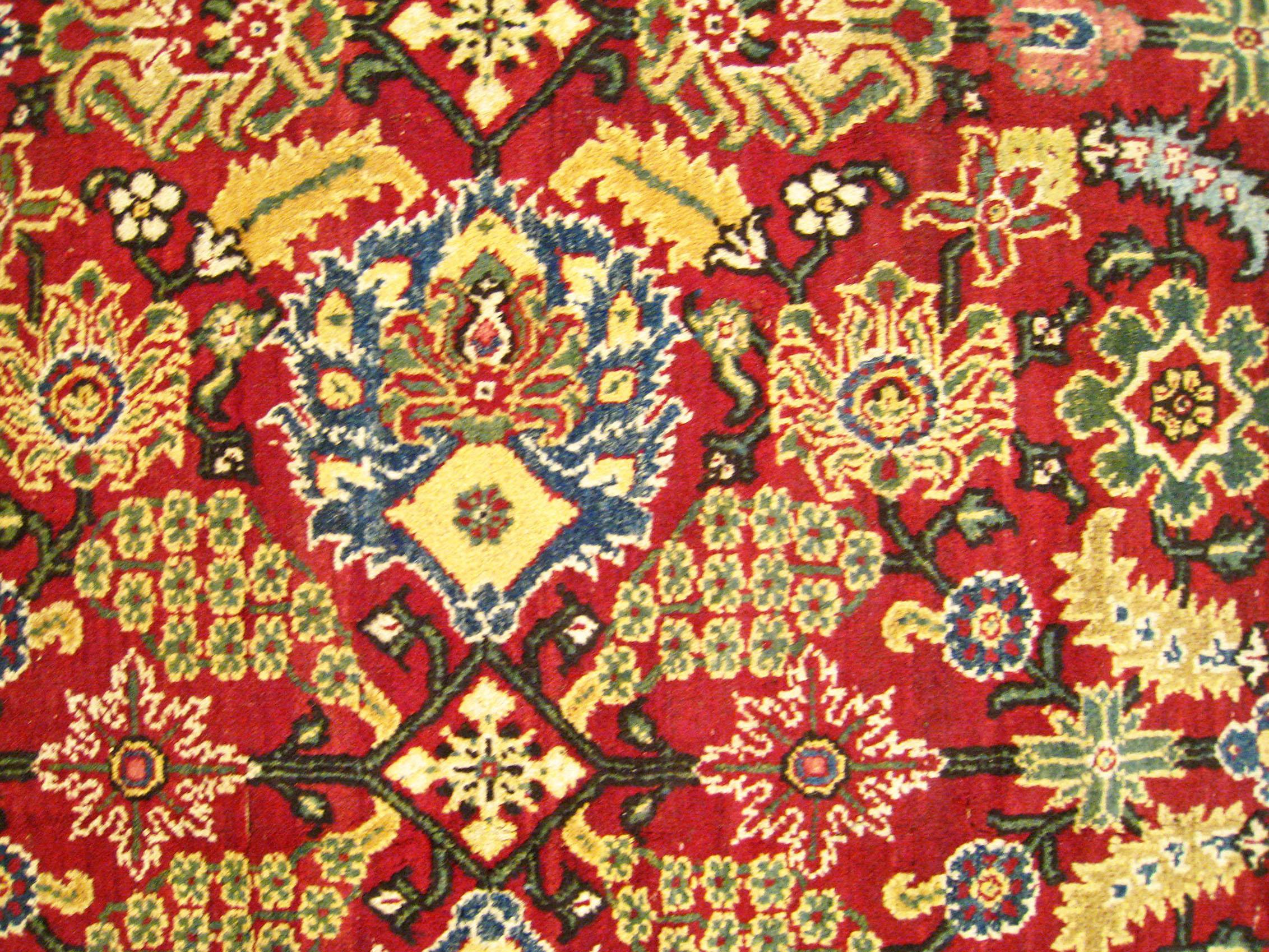 Antique Indian Lahore Oriental Rug, Room Size, W/ Symmetrical Design For Sale 1