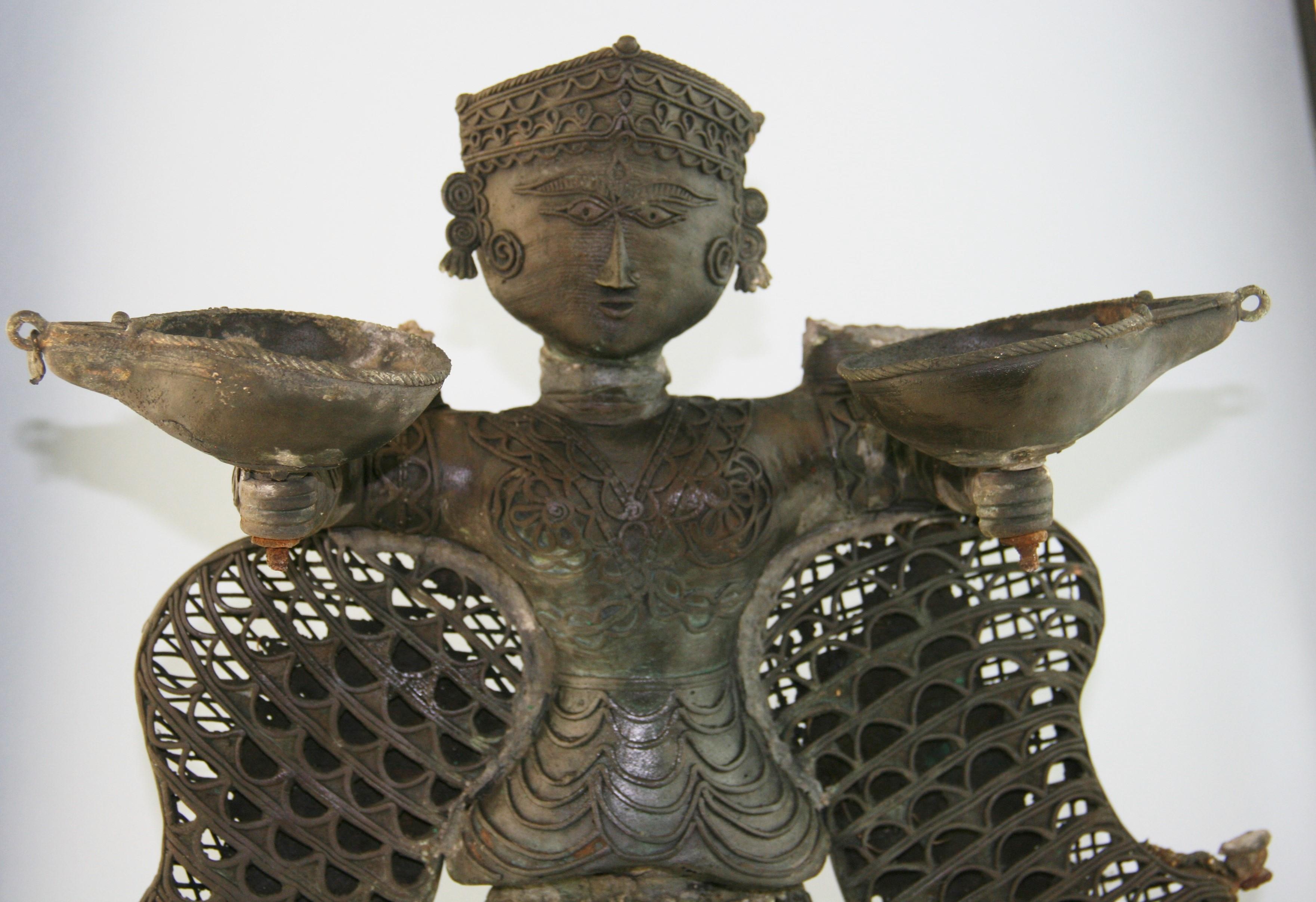 Fait main Jardin indien ancien surdimensionné  Bougie  Lanterne / Sculpture en vente