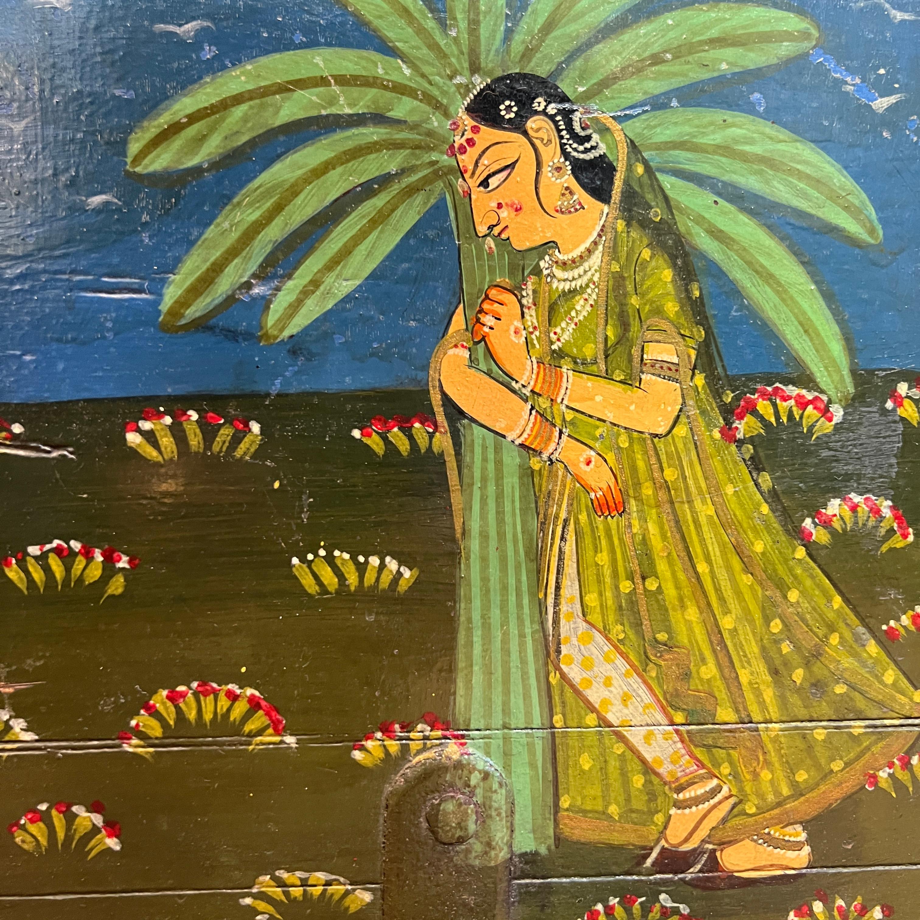 Ancienne commode padouk peinte indienne en vente 6