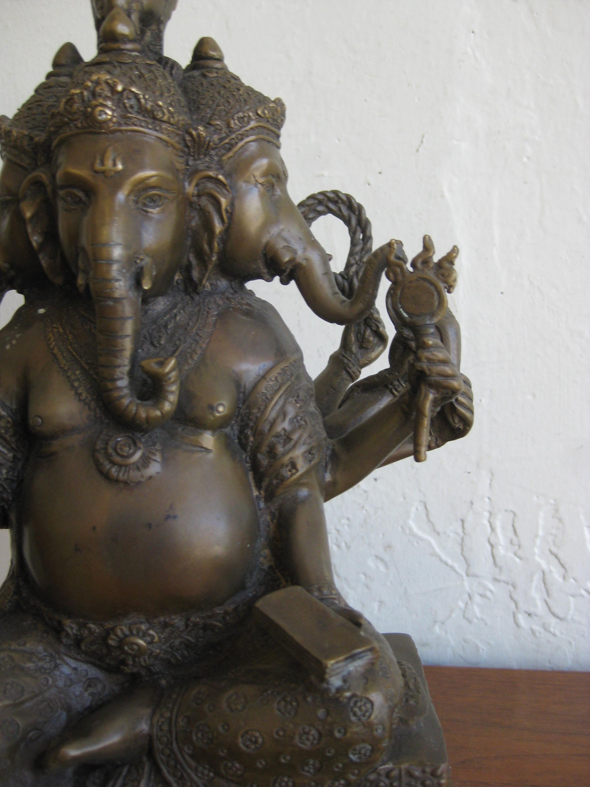 ganesha antique statue